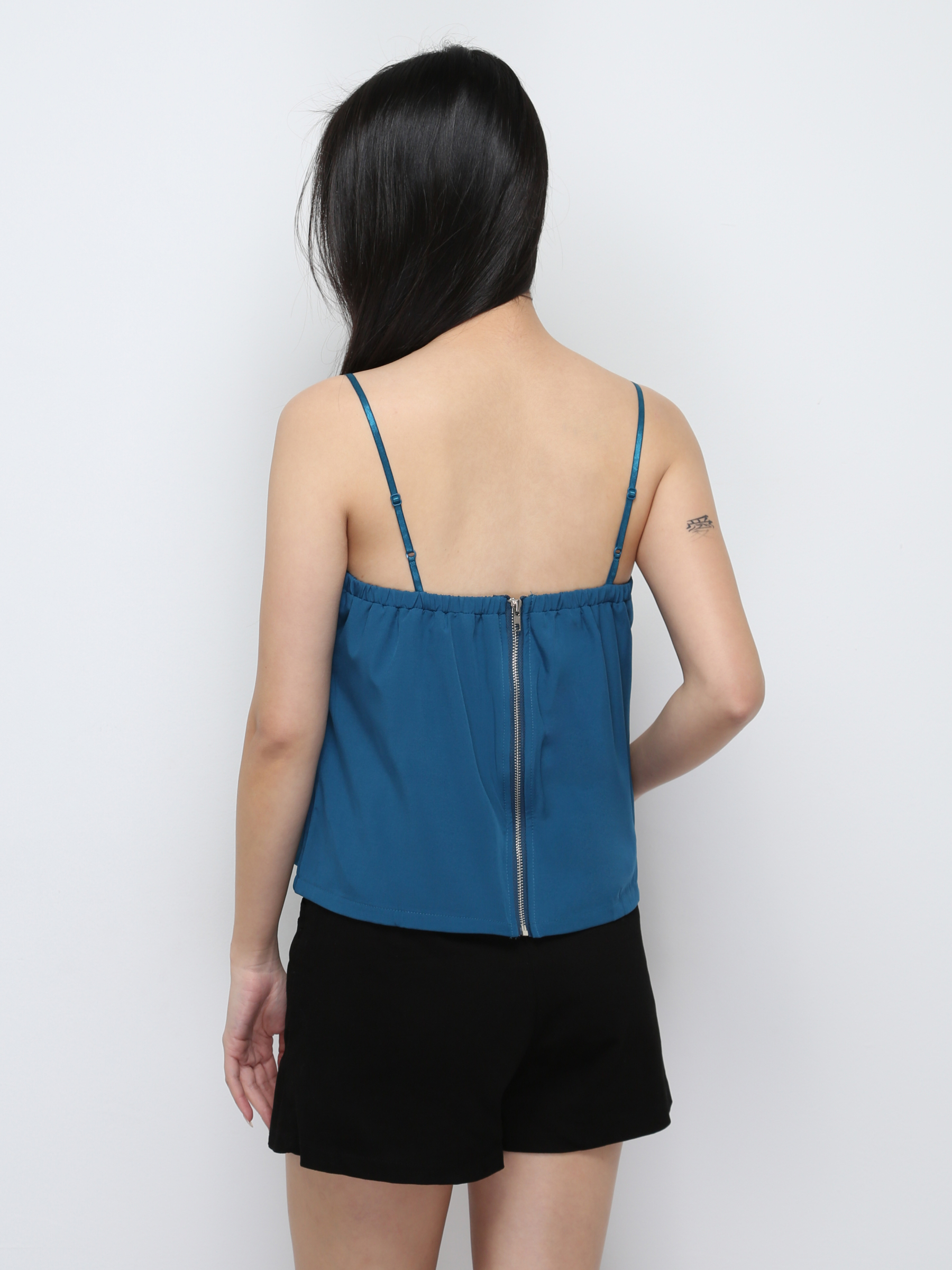 Sleeveless Back Zip Top 29337