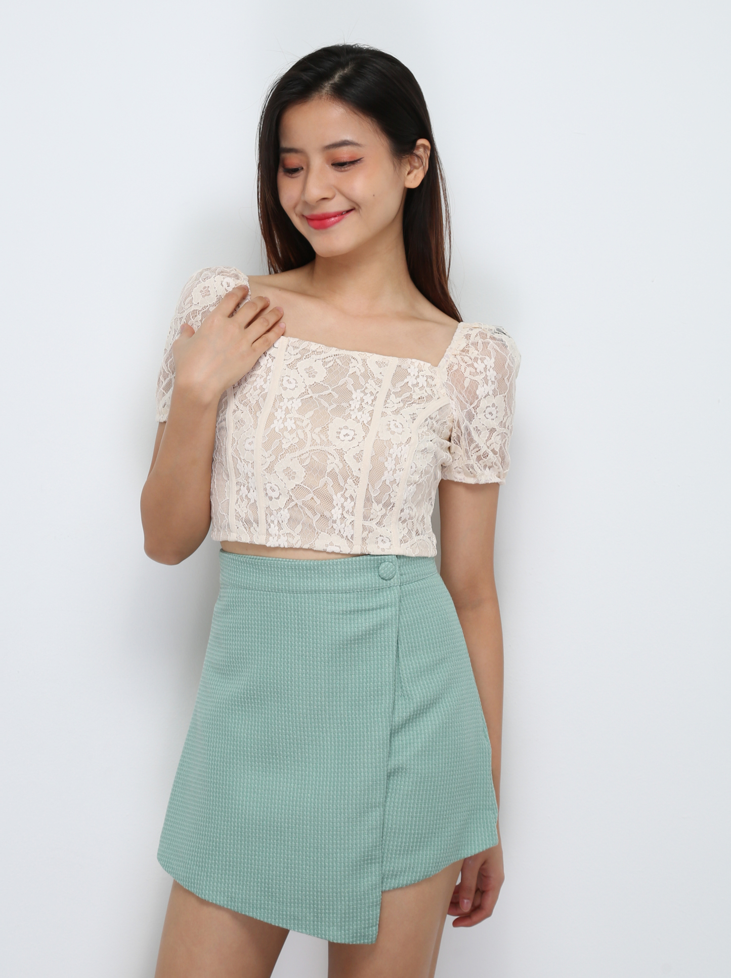 Lace Top With Short Pants Set 29435