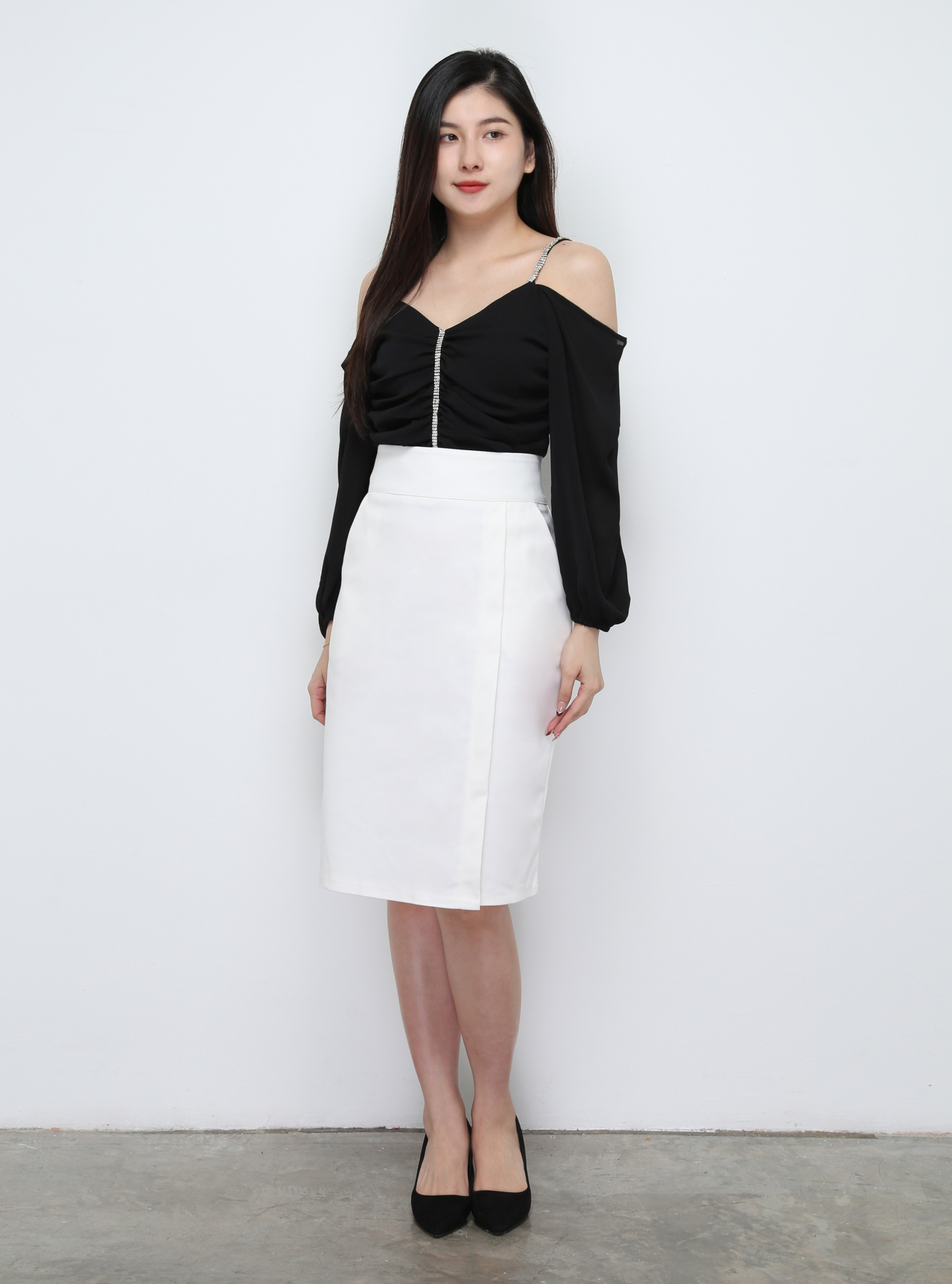 Off Shoulder With Strap Front Pleated Top 29698