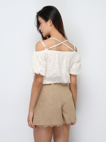 Pleated Front Decorative Button Short Pant 29801