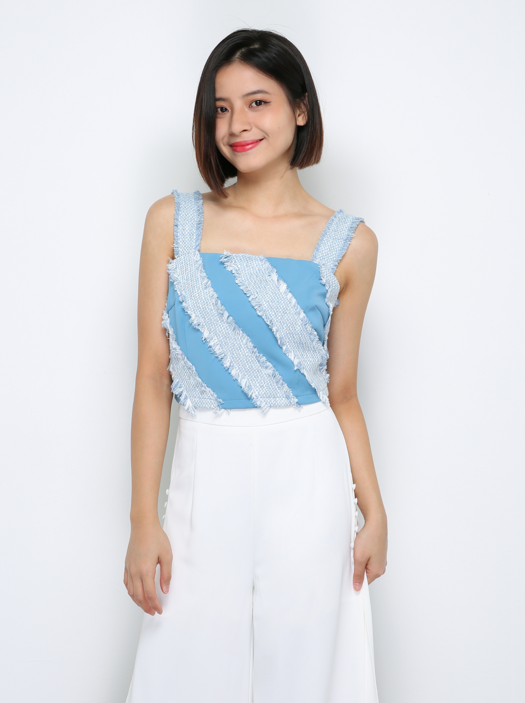 Sleeveless Decorative Stripe Top 29833