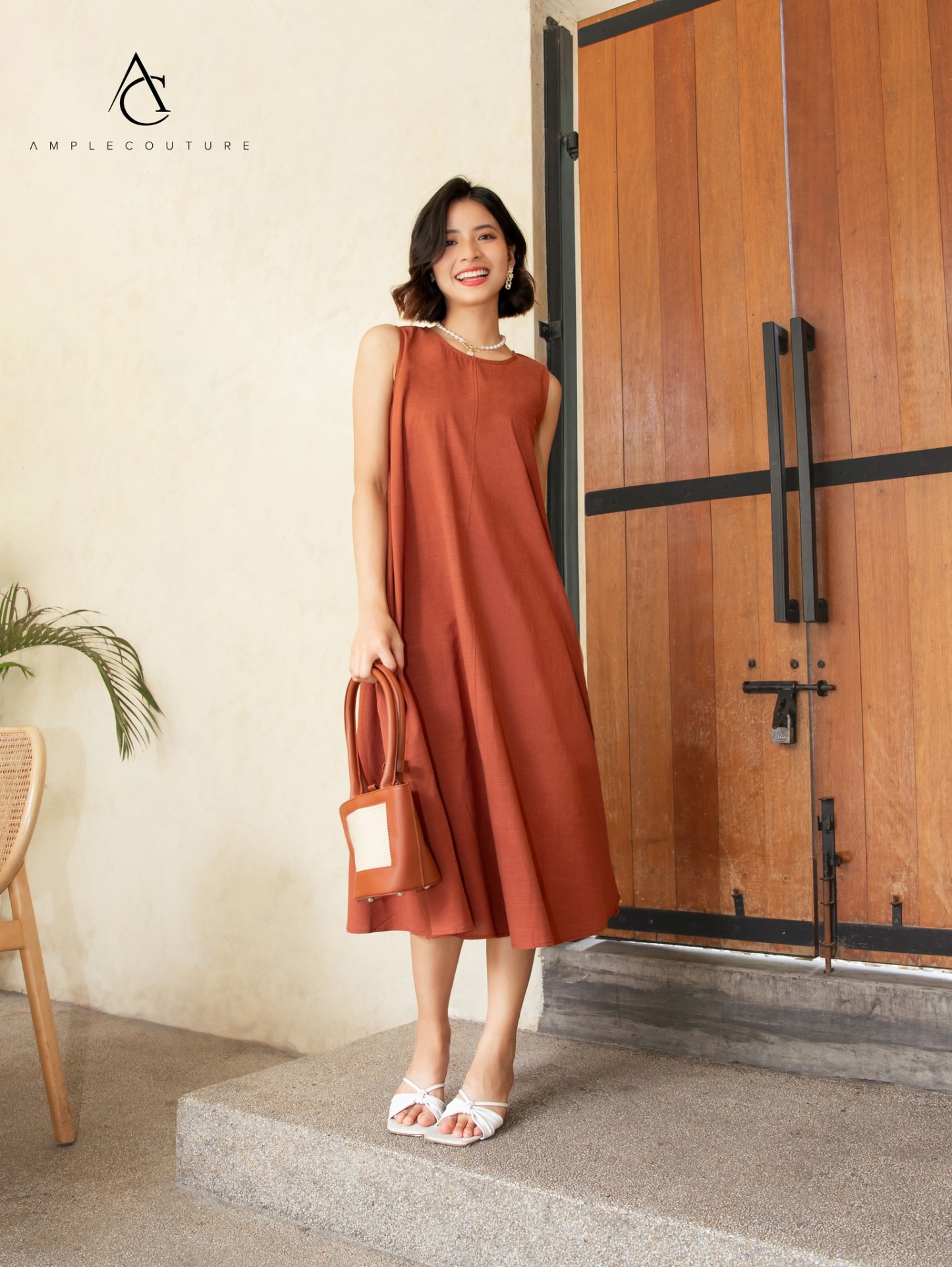 Sleeveless Plain Dress 30353