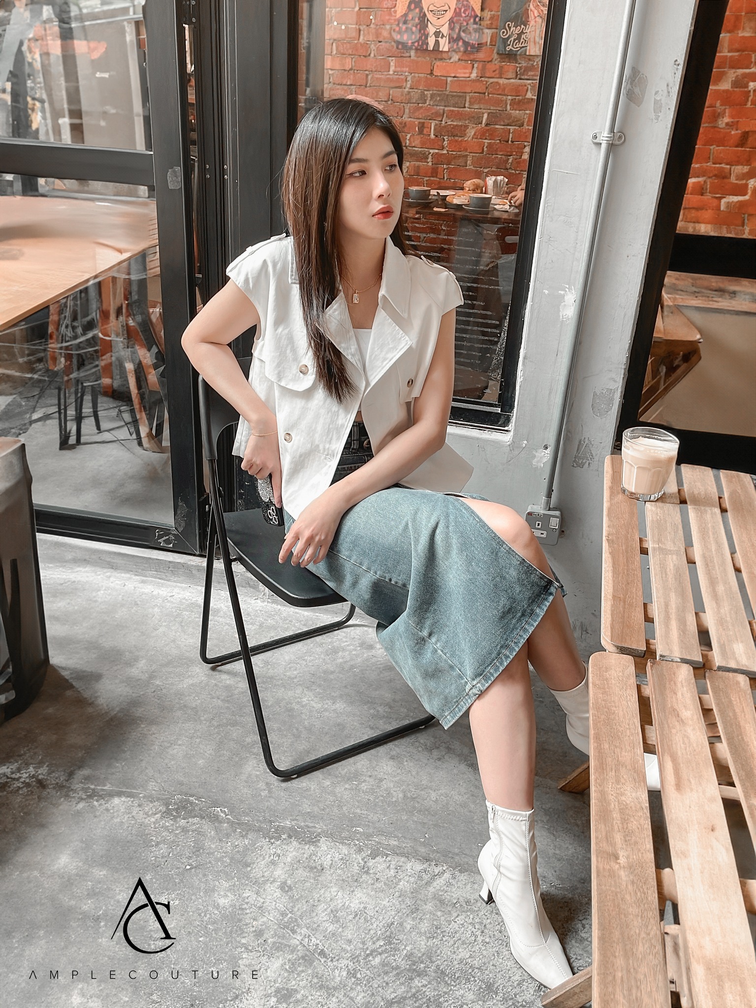 Sleeveless Front Button Top 30526 (SPO)