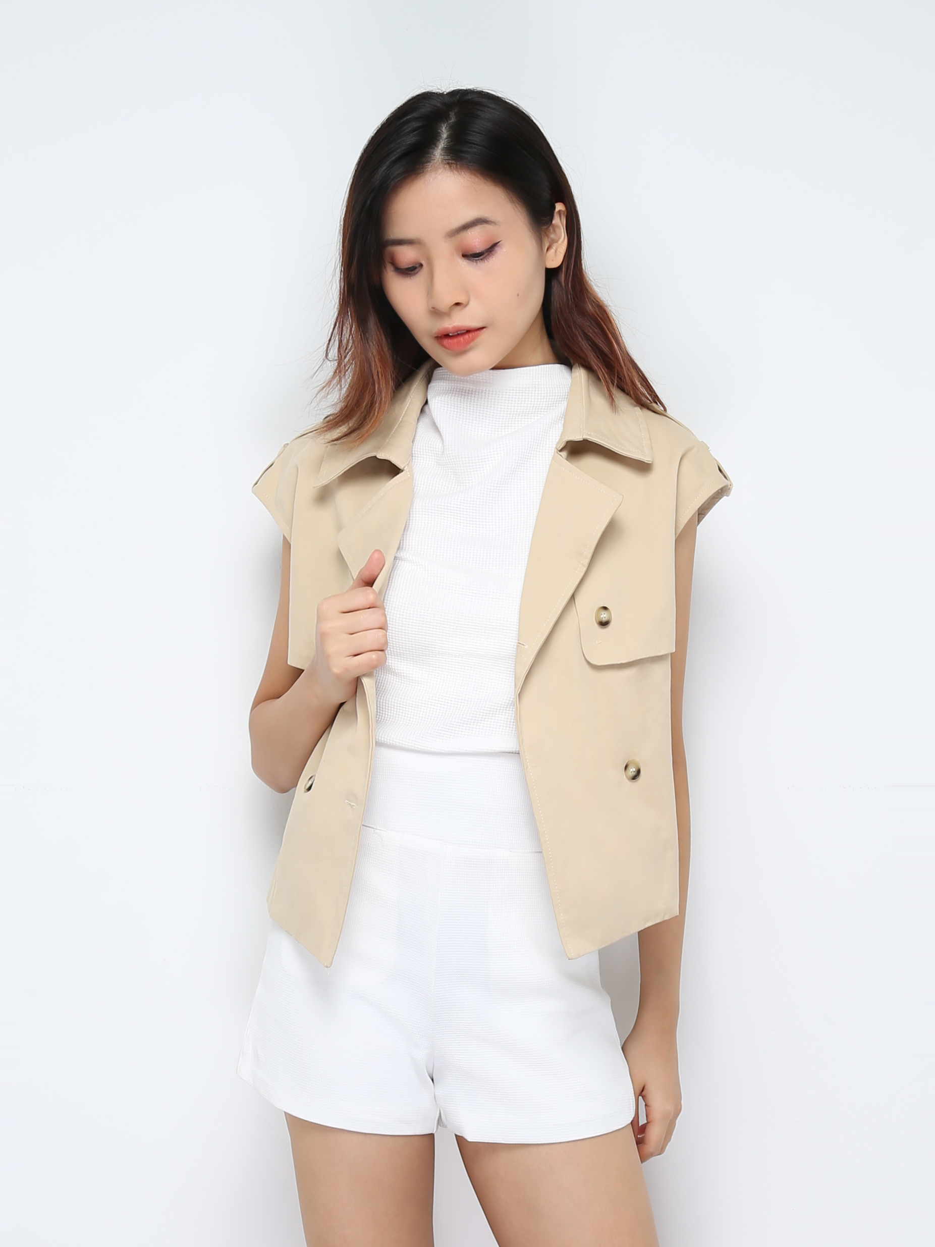 Sleeveless Front Button Top 30526 (SPO)