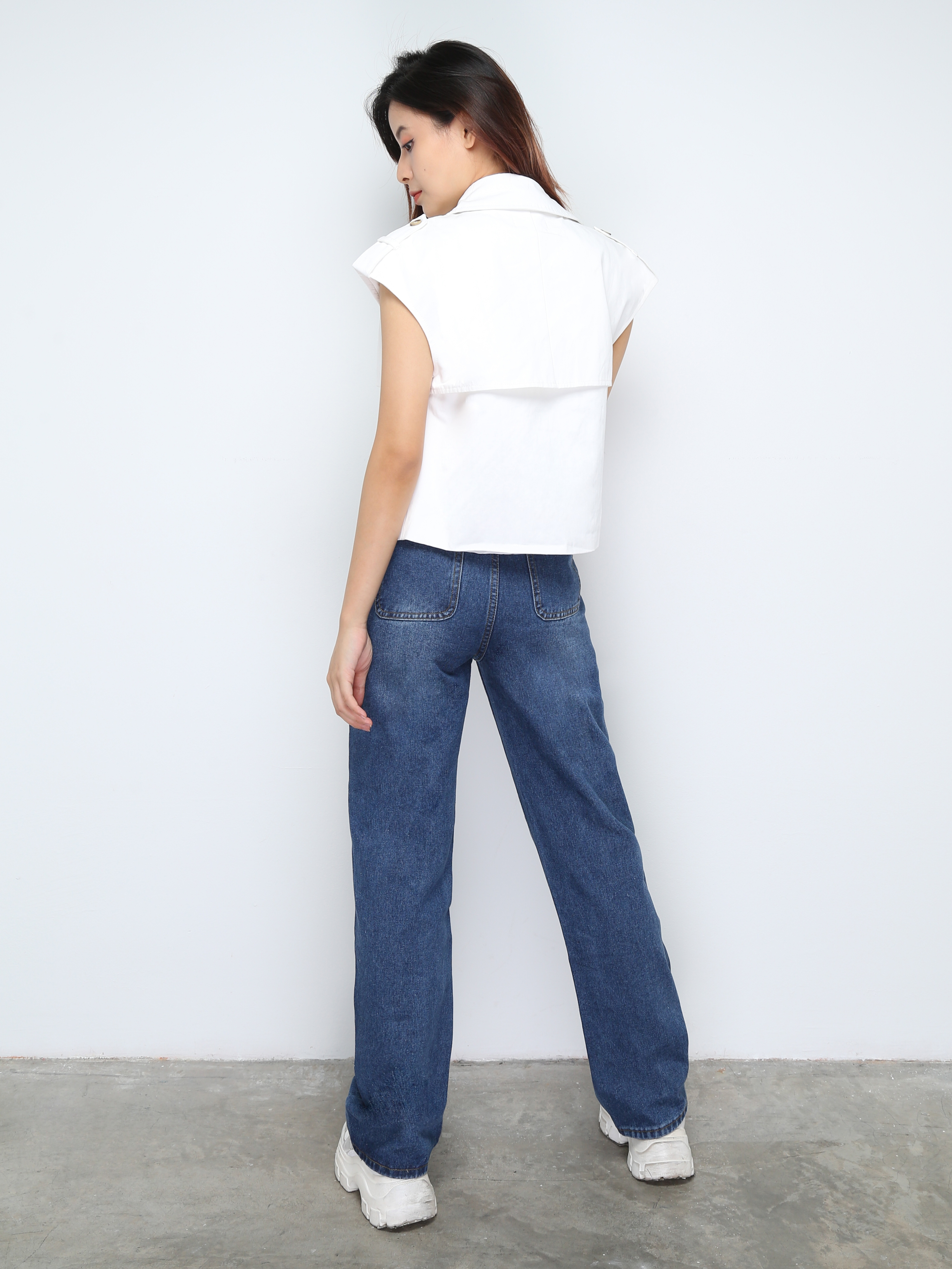 Sleeveless Front Button Top 30526 (SPO)