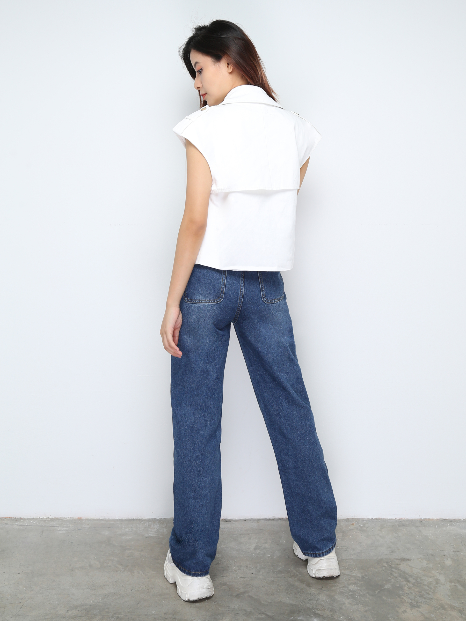 Sleeveless Front Button Top 30526 (SPO)