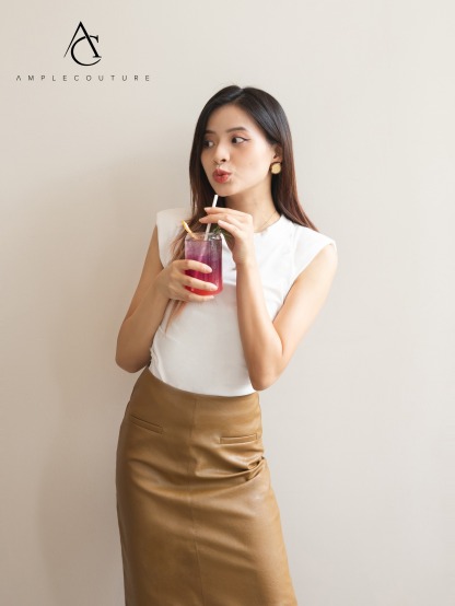 Leather With Front Split Skirt 30663