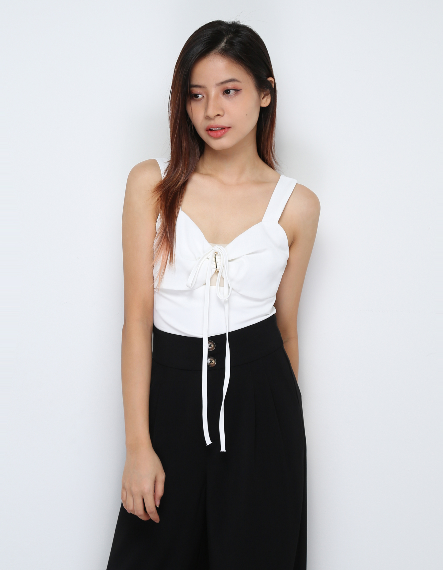 Sleeveless Back Zip Front Hole Top 30655