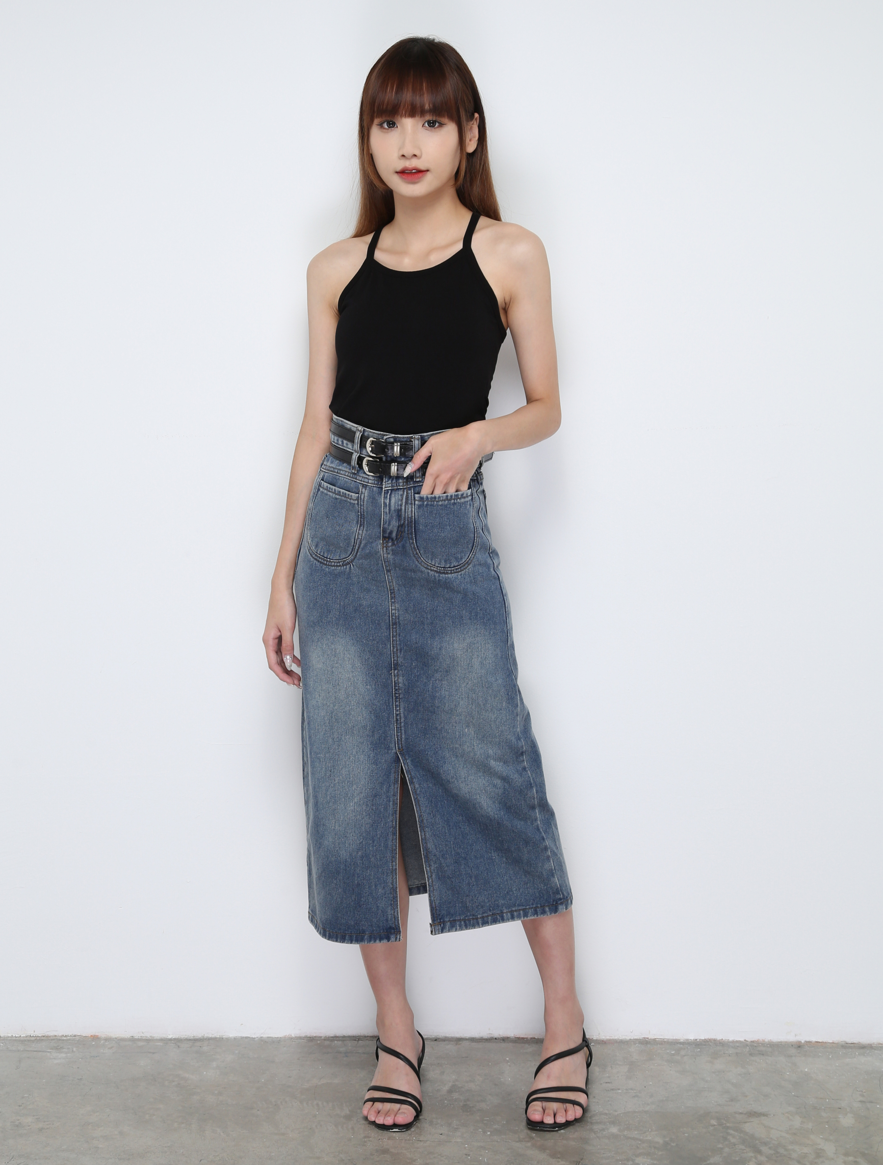 Sleeveless Back Split Top 30661