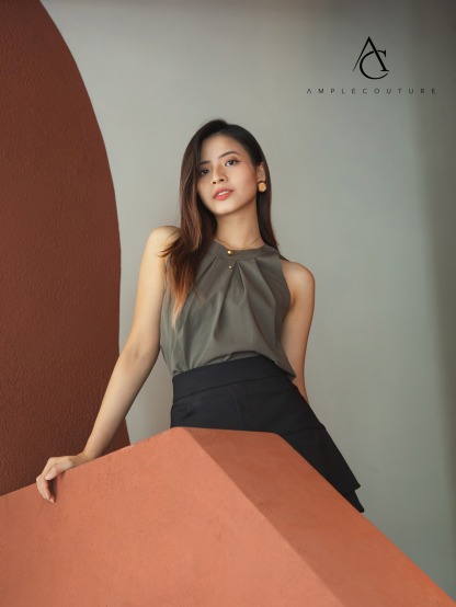 Front Pocket Pleated Skirt Pant 30581