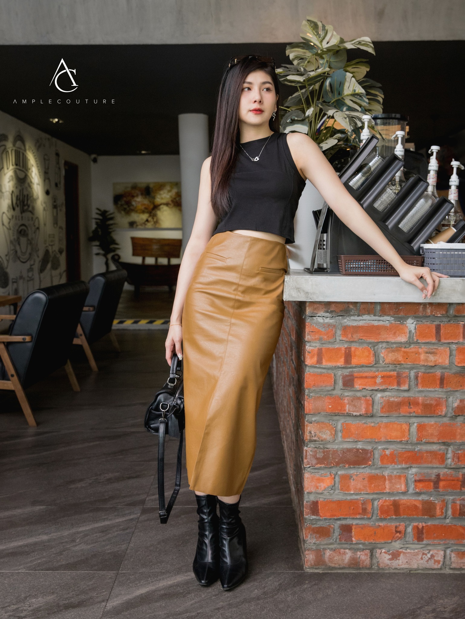 Leather With Front Split Skirt 30663