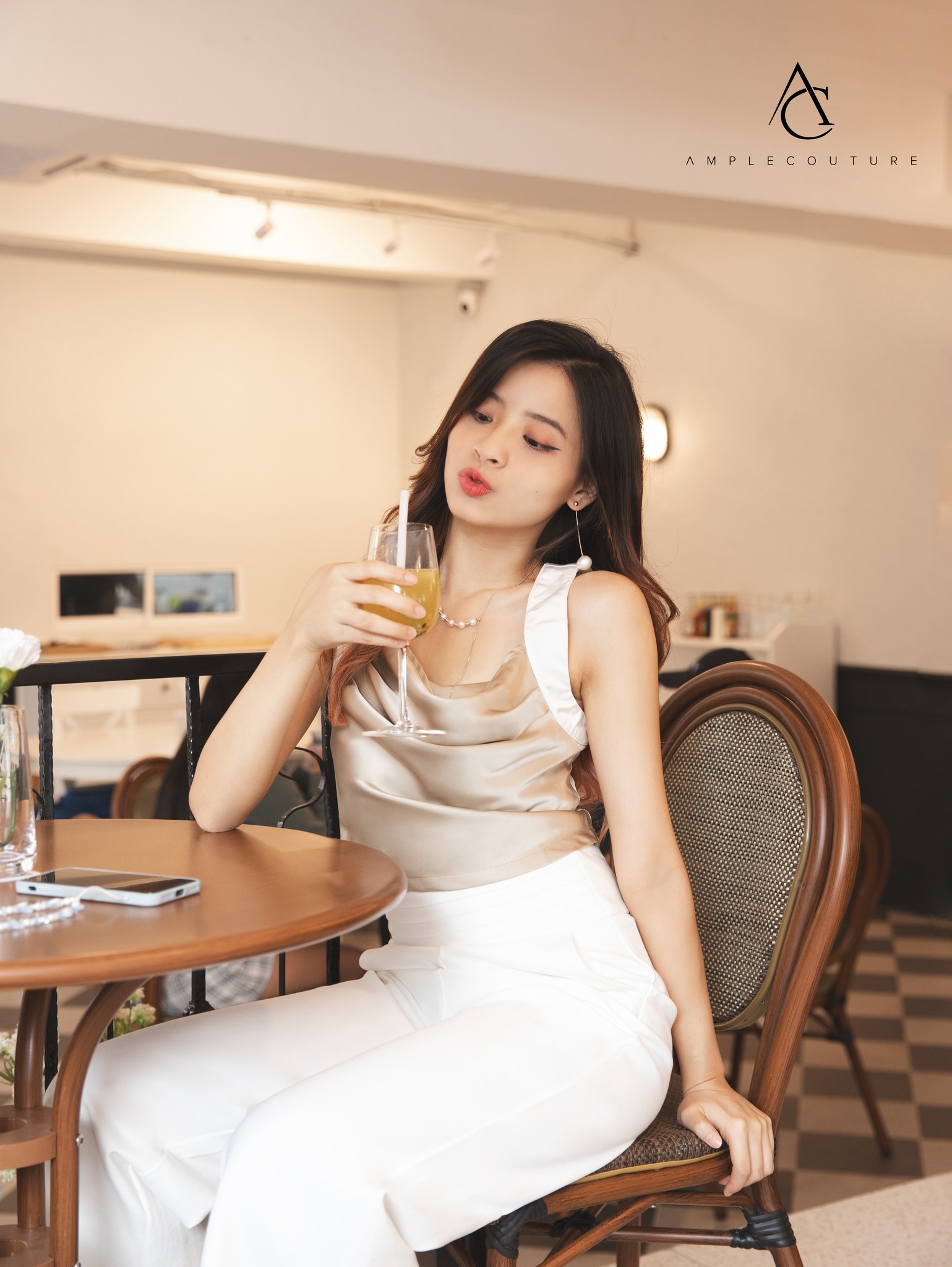 Sleeveless Twon Tone Top 30960