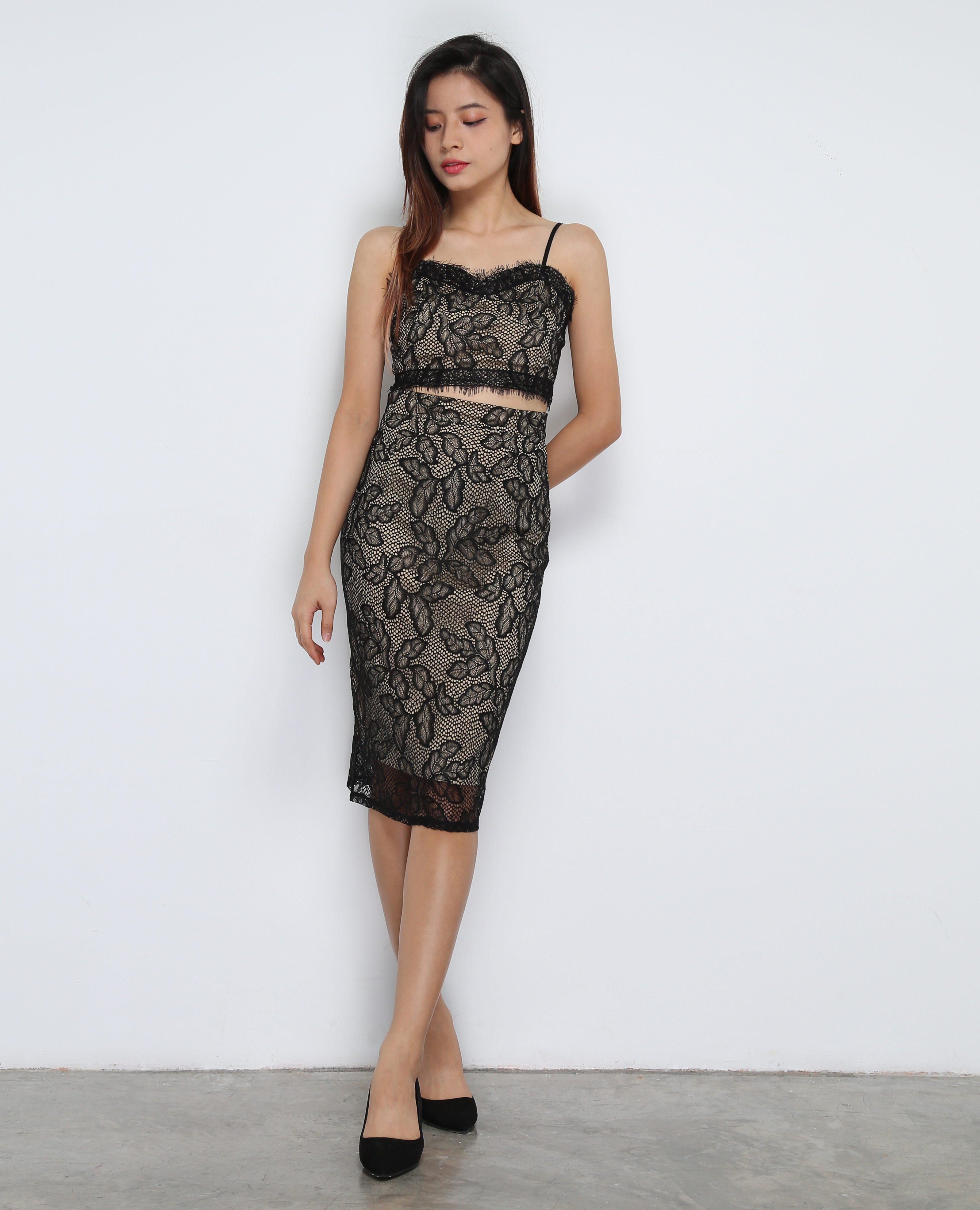 Lace Sleeveless Top With Long Skirt Set 31690