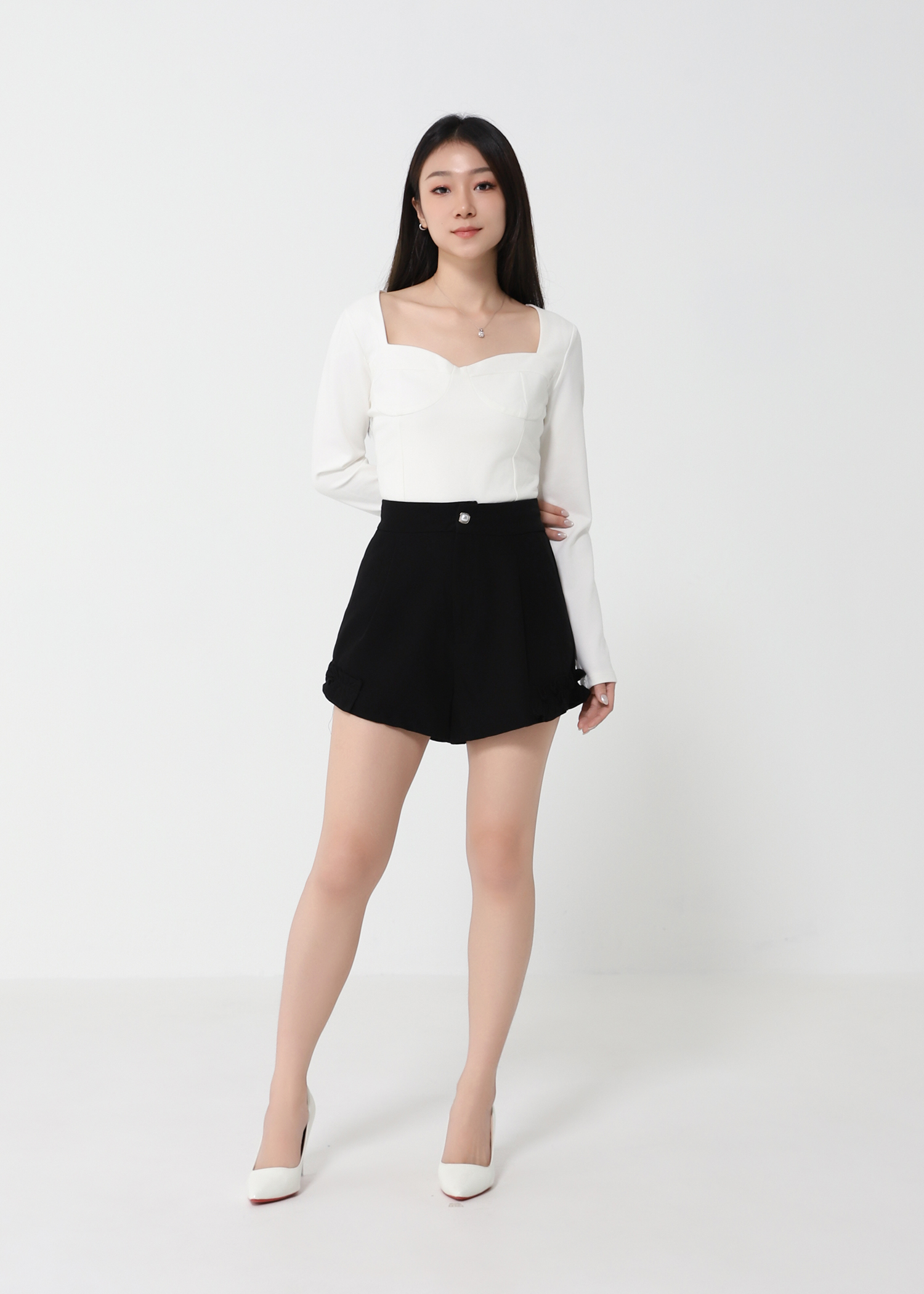 Front Pocket Pleated Short Pant 31880