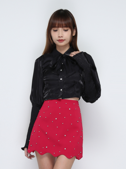 Wave With Decorative Diamond Skirt 31960