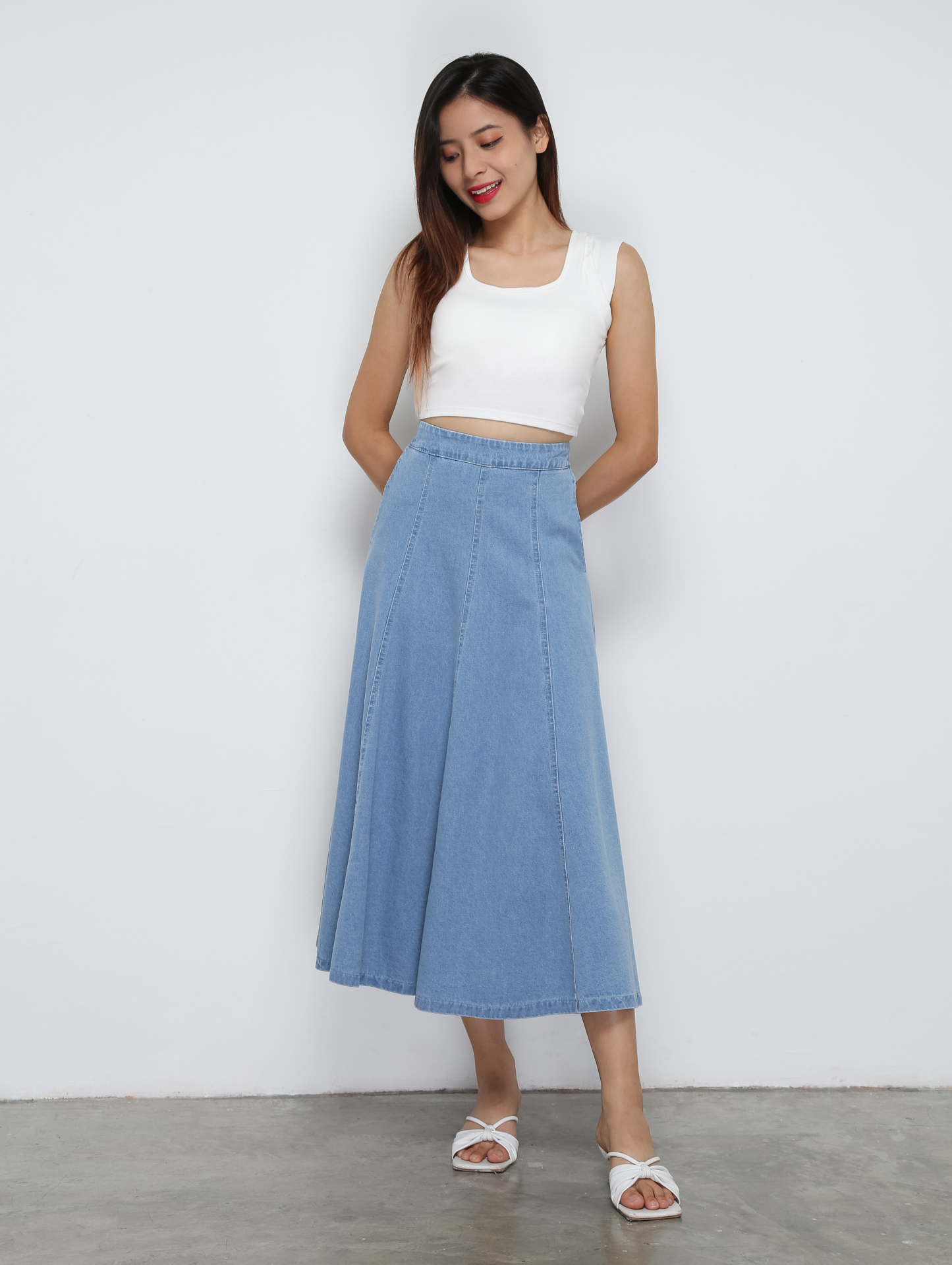 Back Strap Top 32090