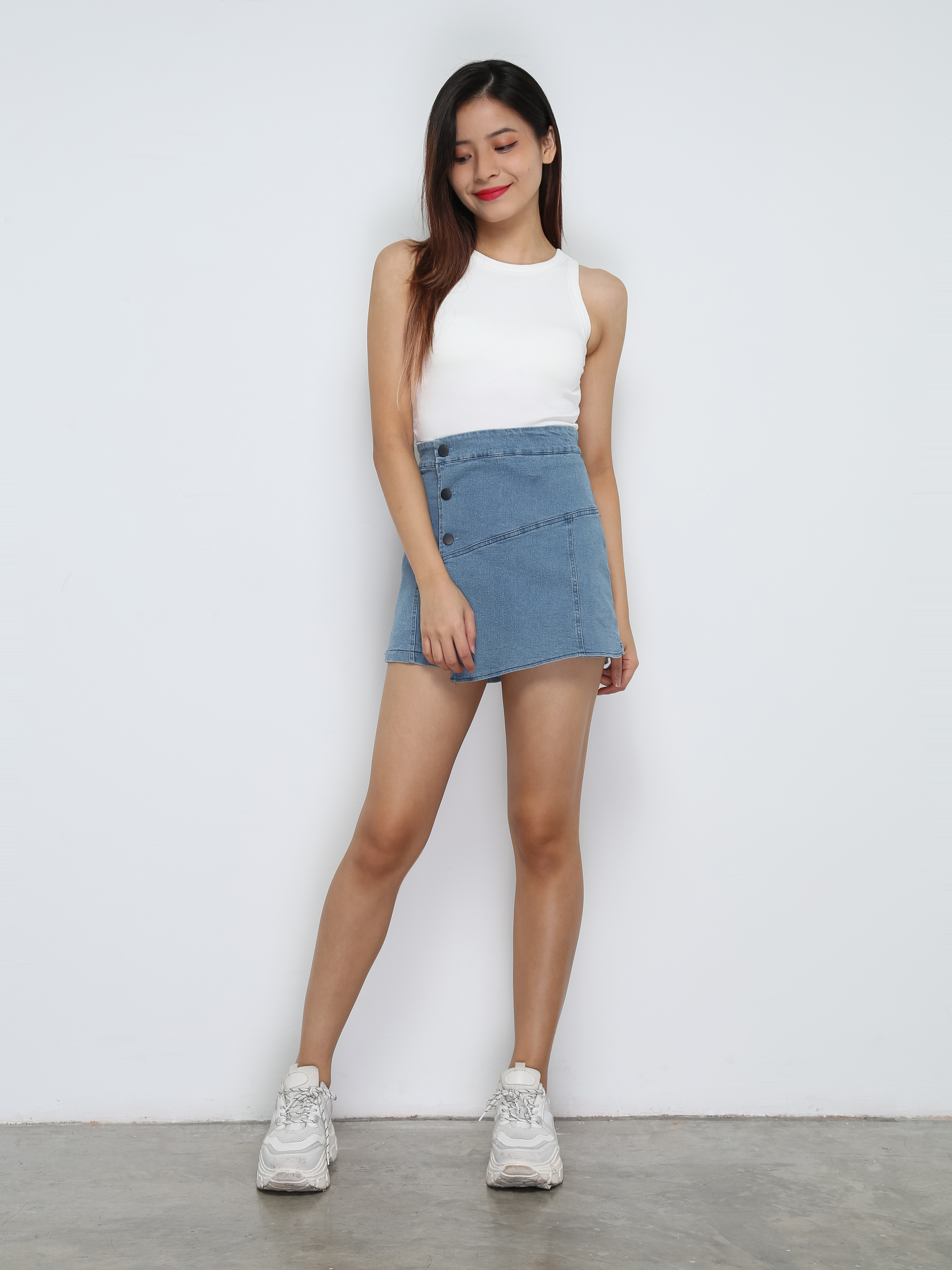 Sleeveless Back Hole Top 32122