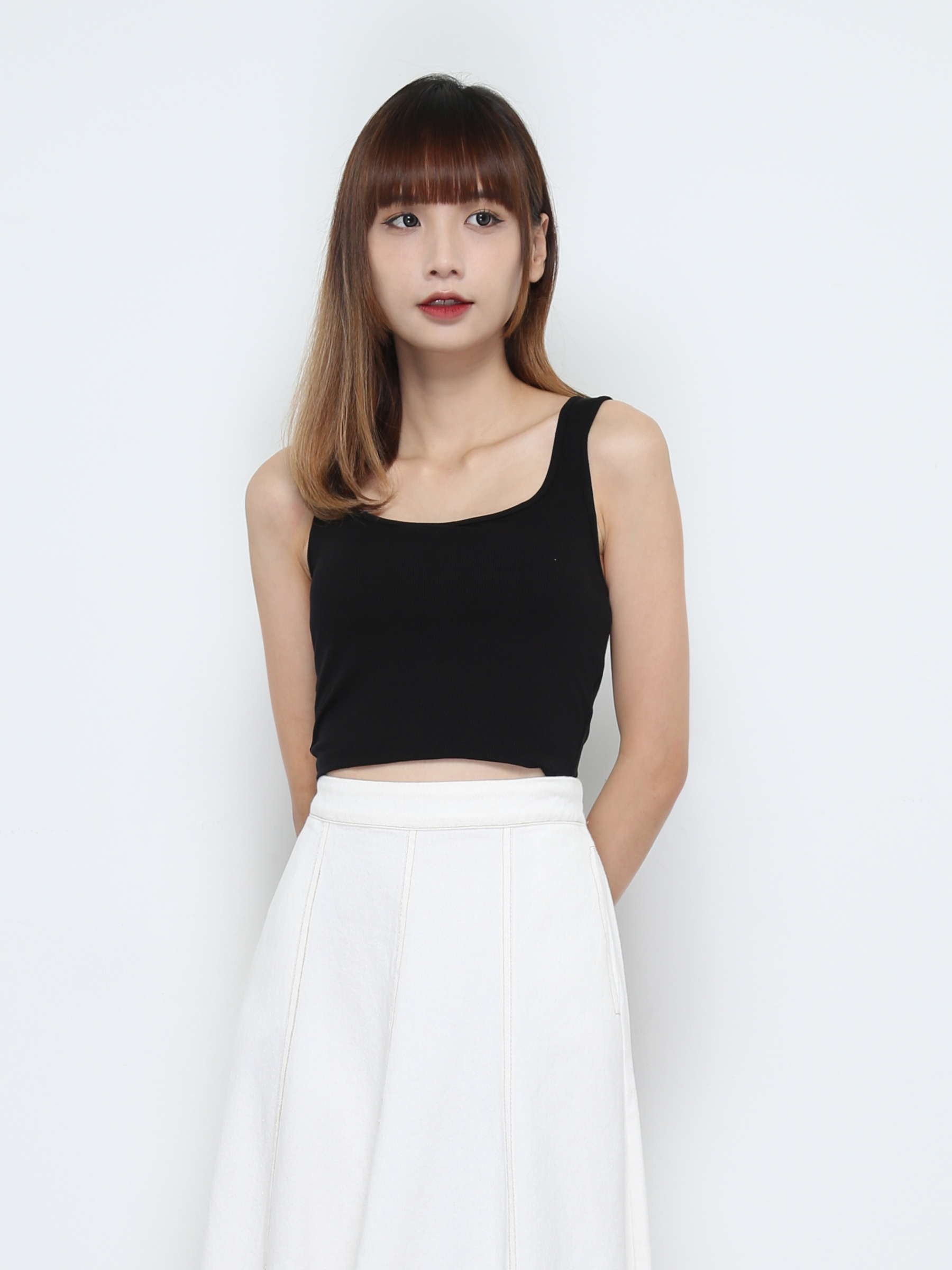 Sleeveless Plain Top 32204