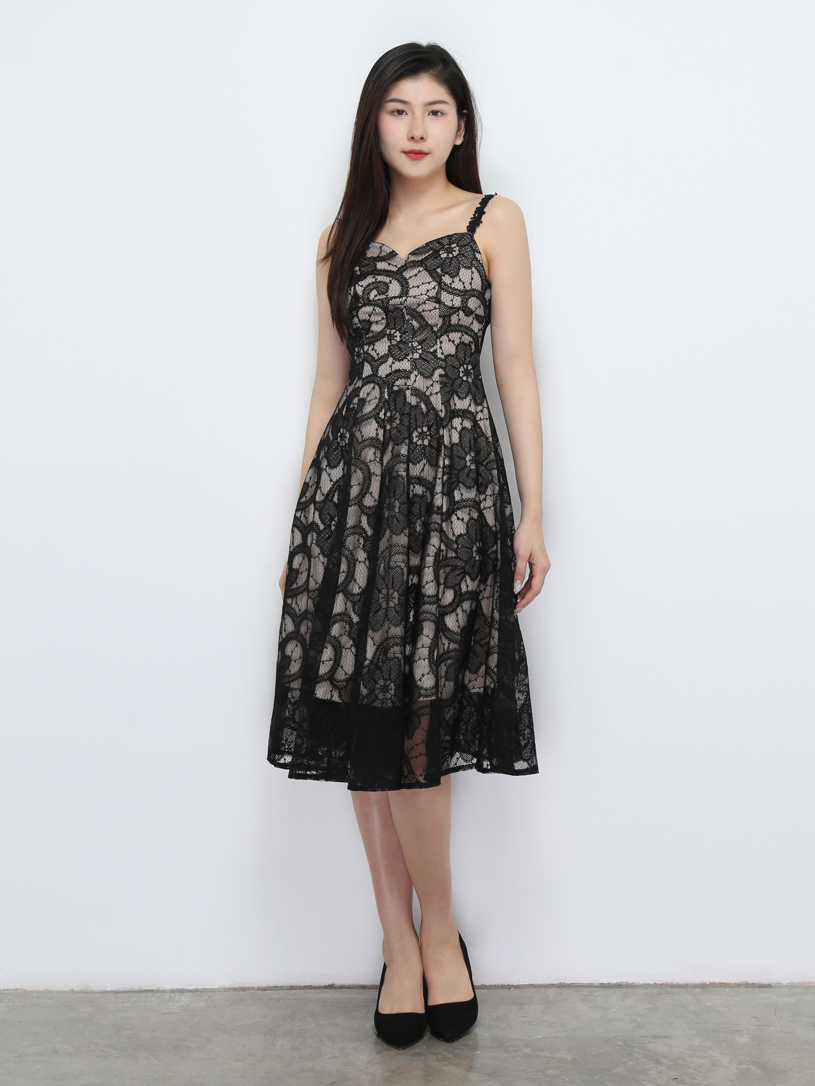 Sleeveless Lace Dress 32435