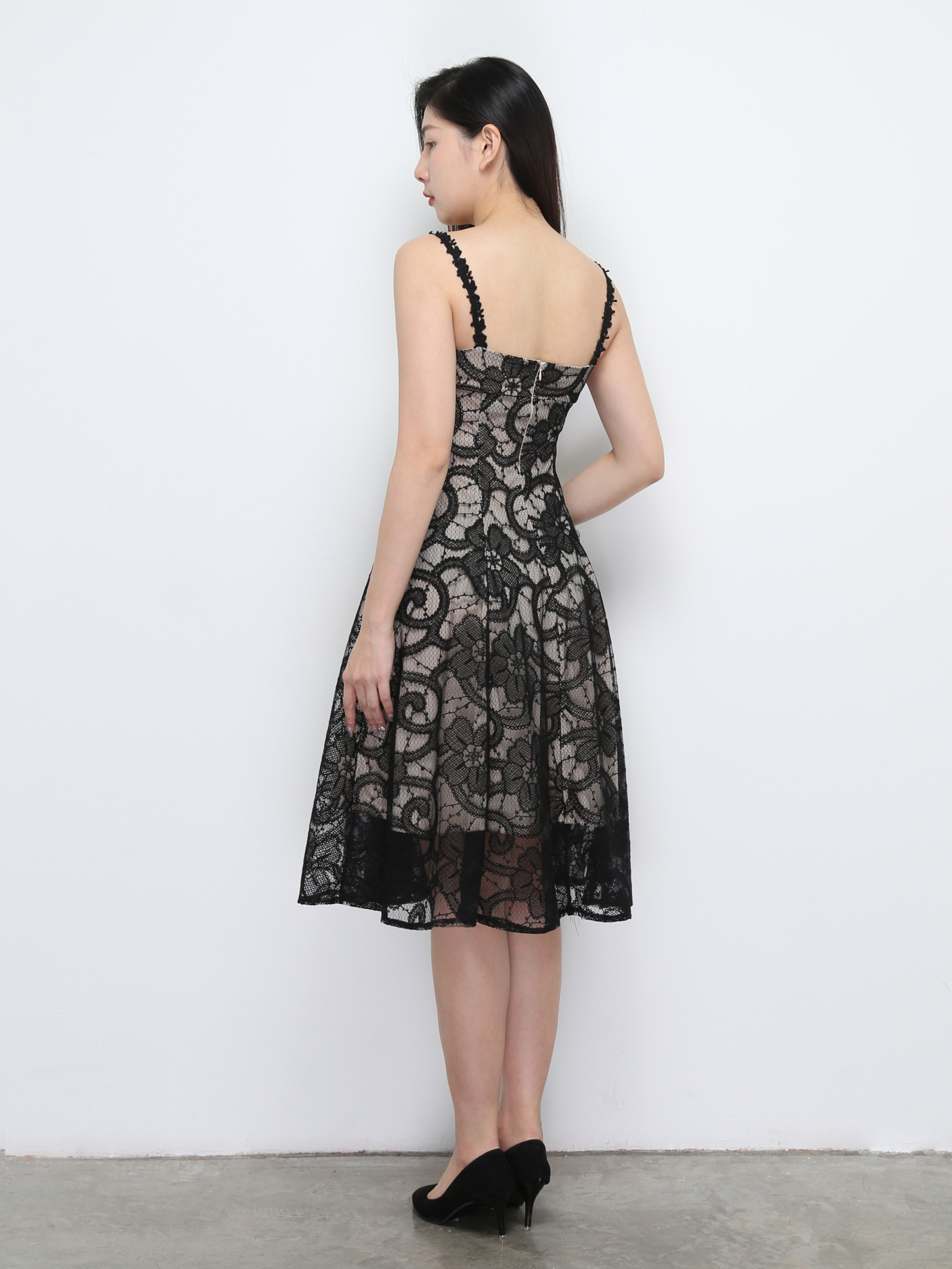 Sleeveless Lace Dress 32435