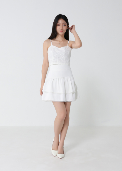 Sleeveless Back Zip Top 