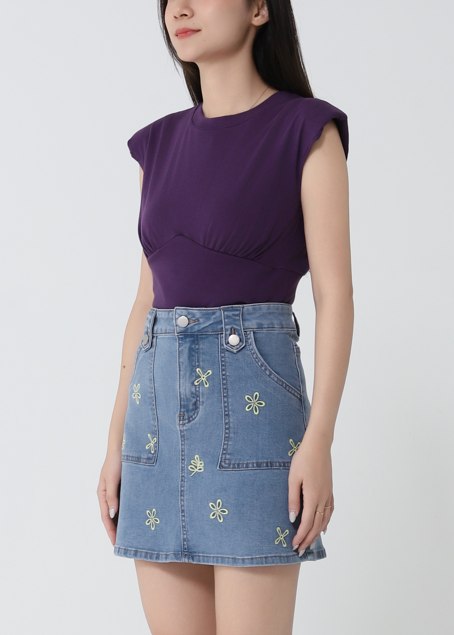 Sleeveless Top 