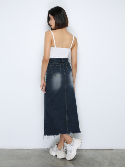 Sleeveless With Decorative Gold Buckle Top 33342