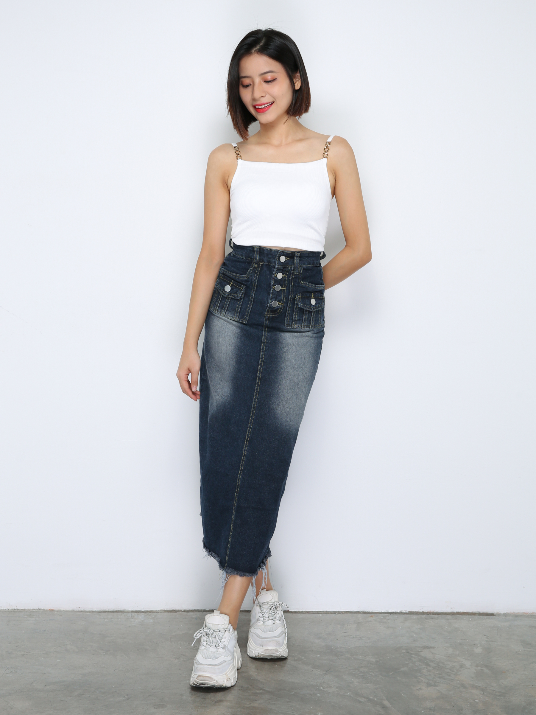 Sleeveless With Decorative Gold Buckle Top 33342