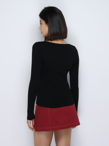 Long Sleeve Front Hole Top 34250