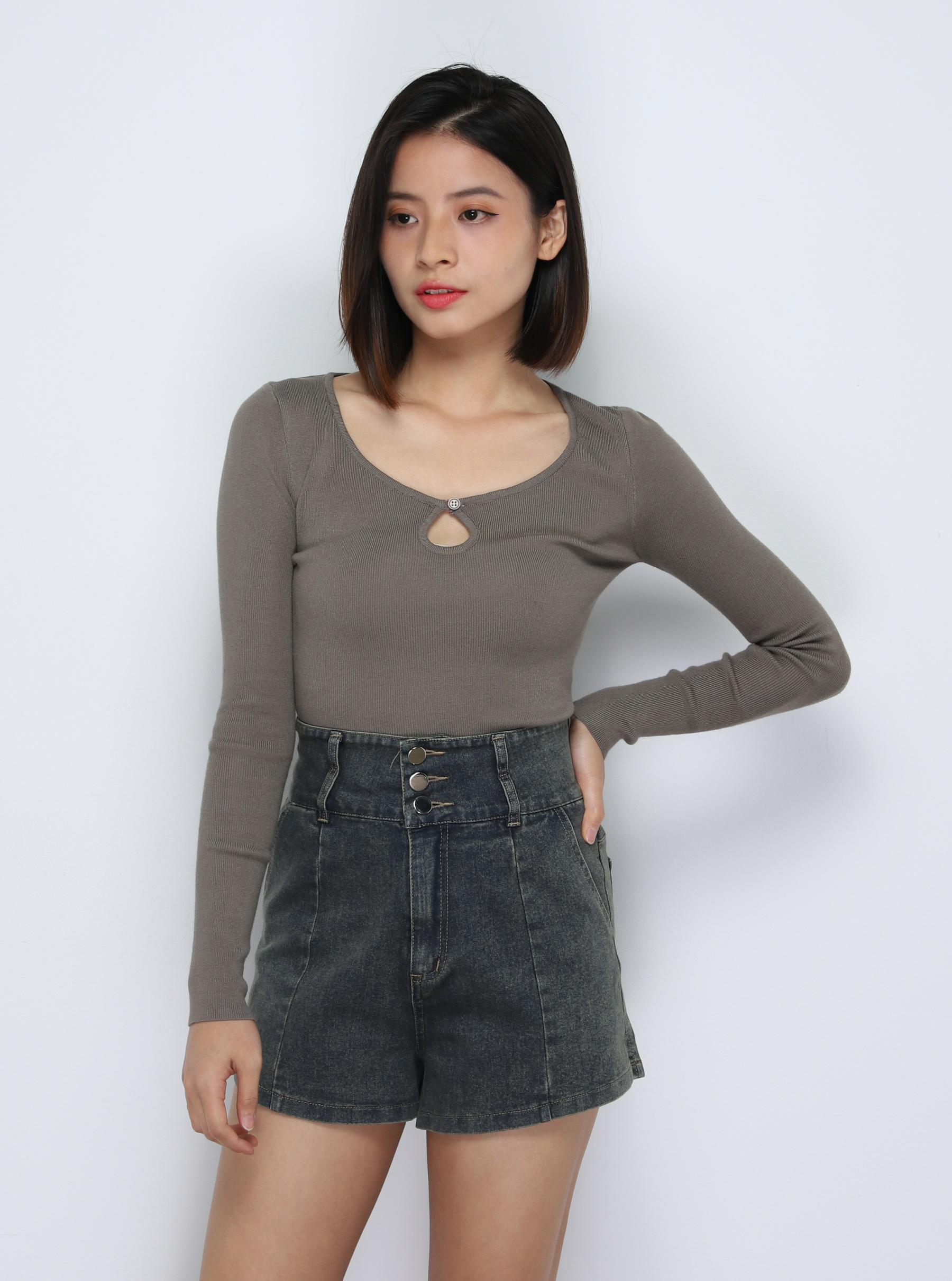 Long Sleeve Front Hole Top 34250