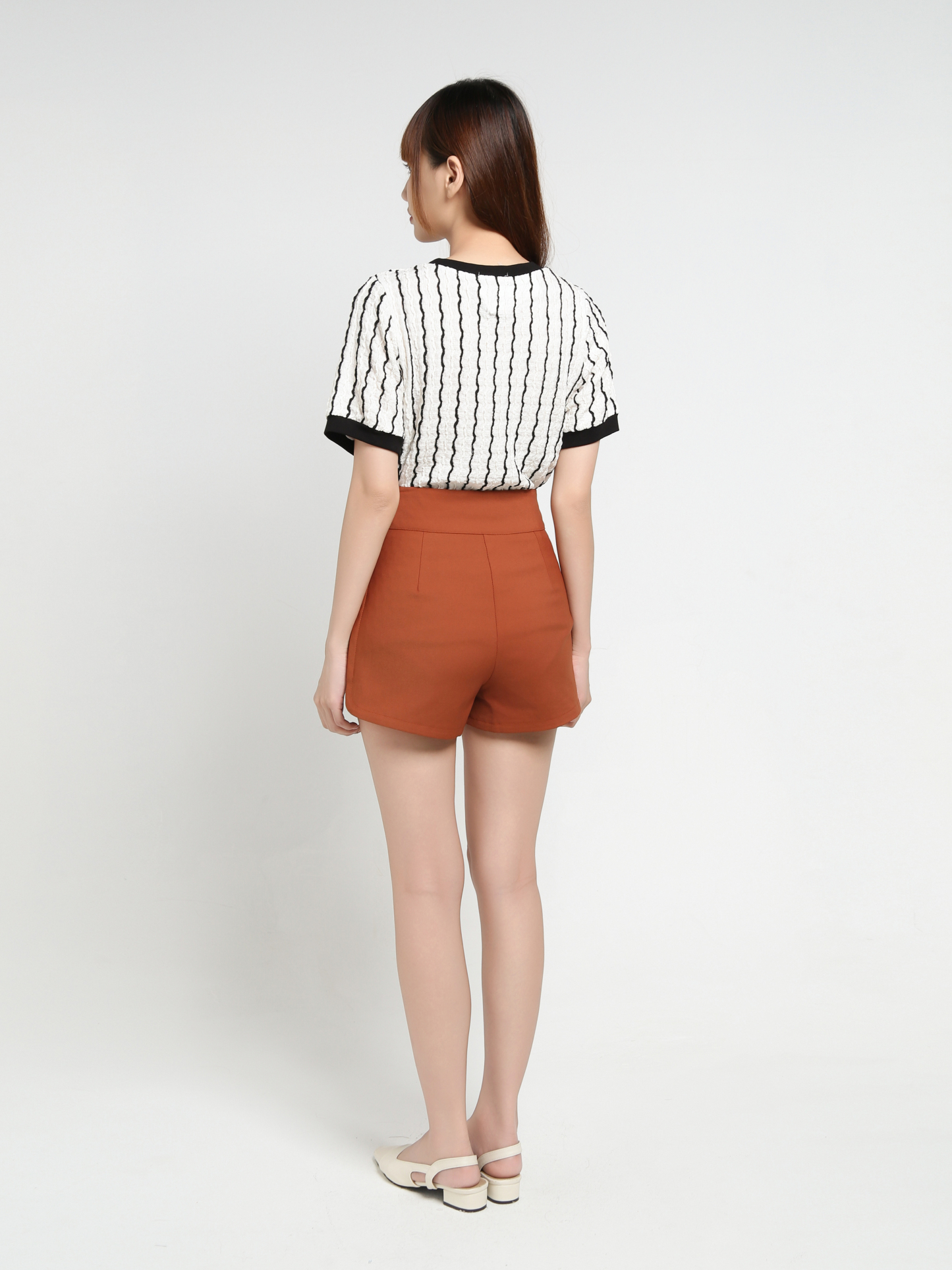 High Waist Front Pocket Short Pants 35105