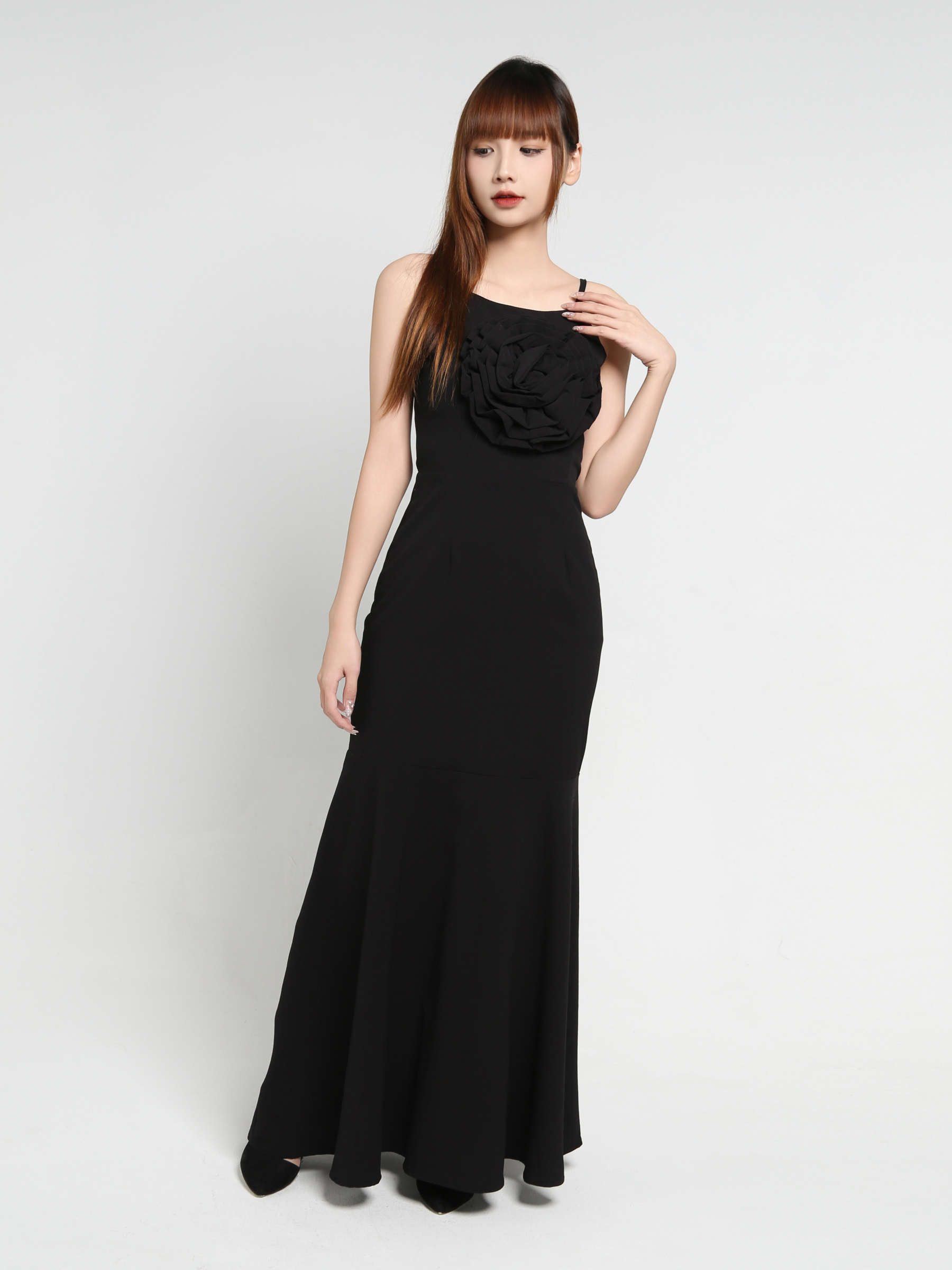 Sleeveless Front Flower Dress 35170