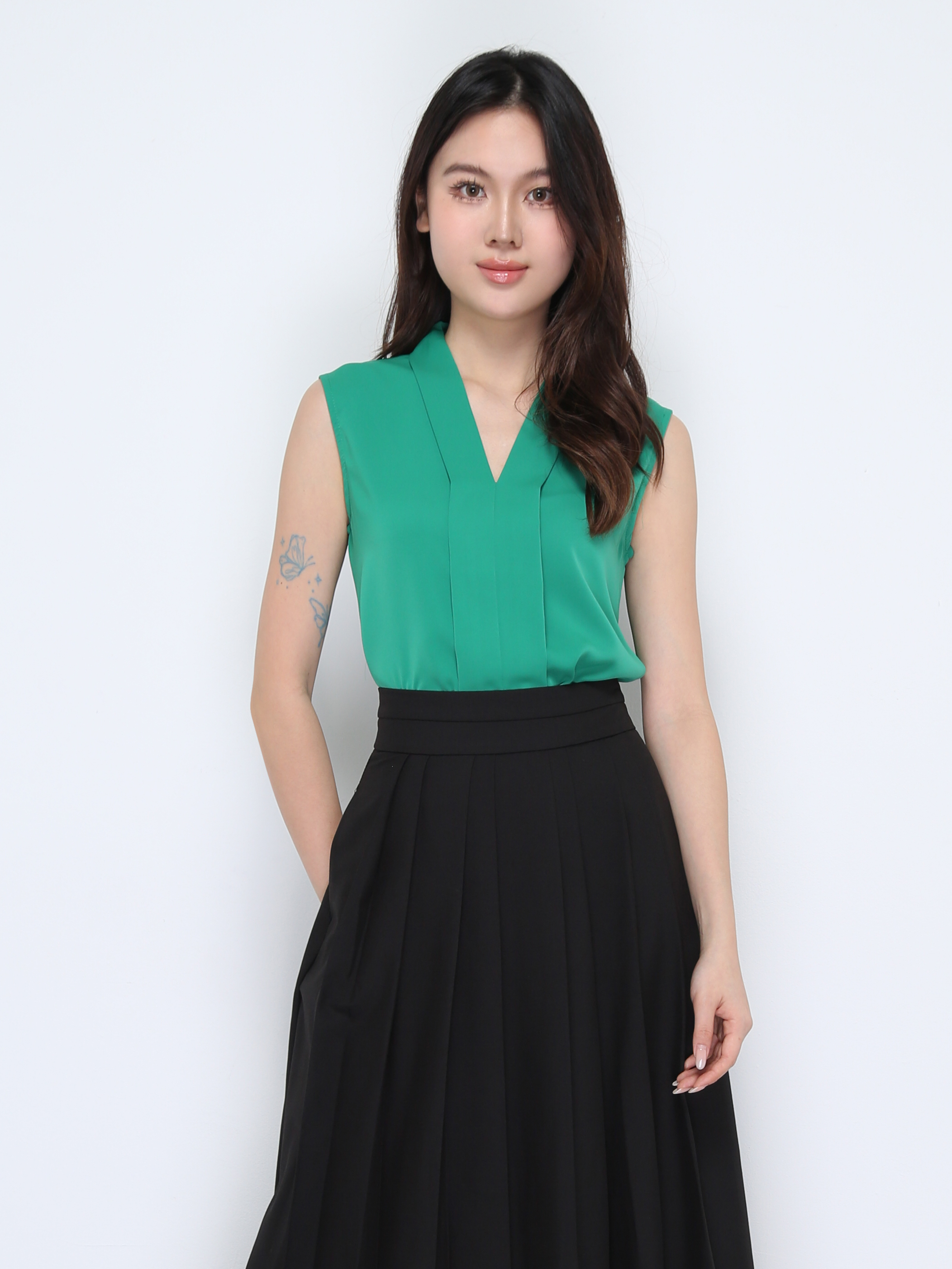 Sleeveless V Neck Top 36160