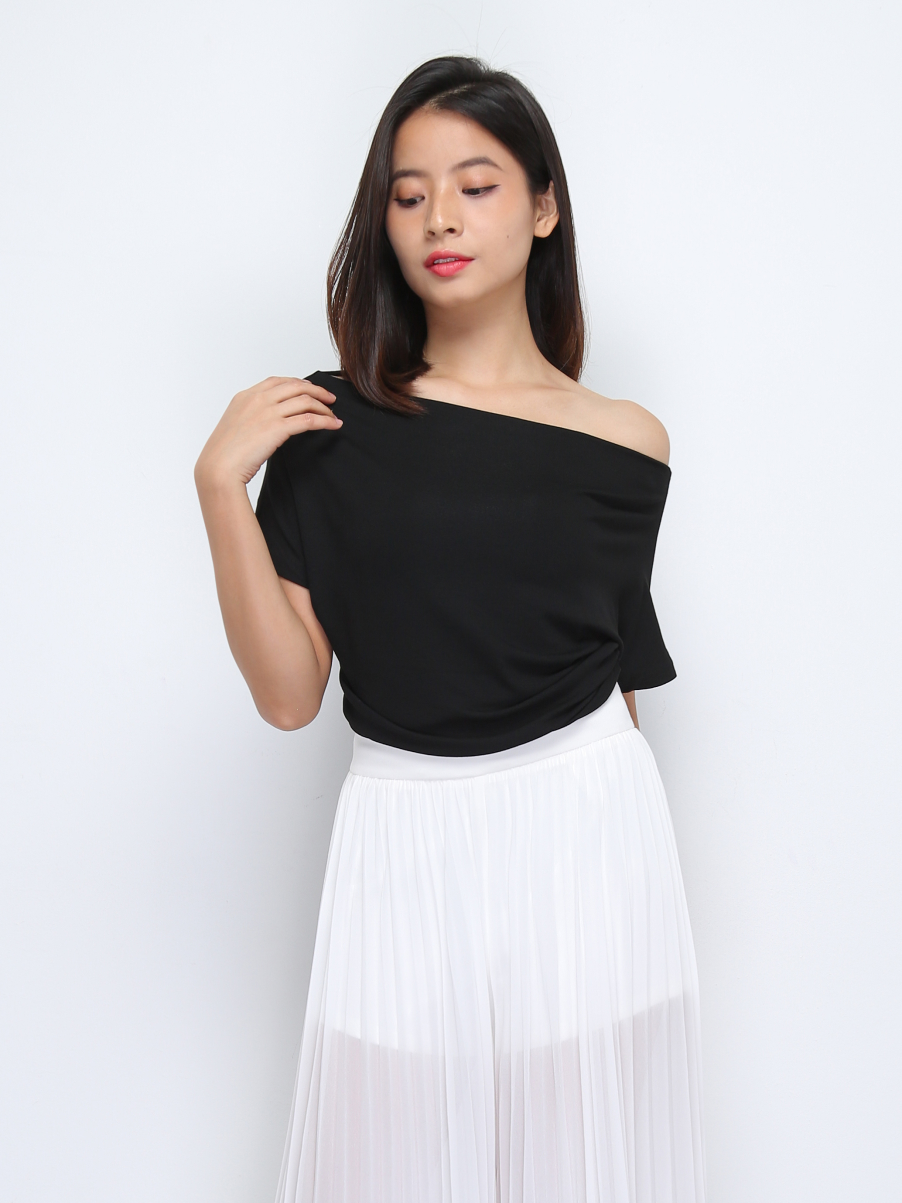 Boat Neckline Top 36340