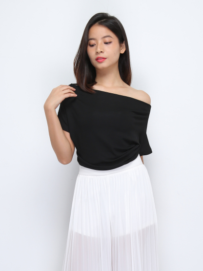 Boat Neckline Top 36340