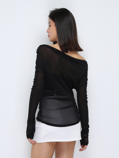 Boat Neckline Long Sleeve Top 36341