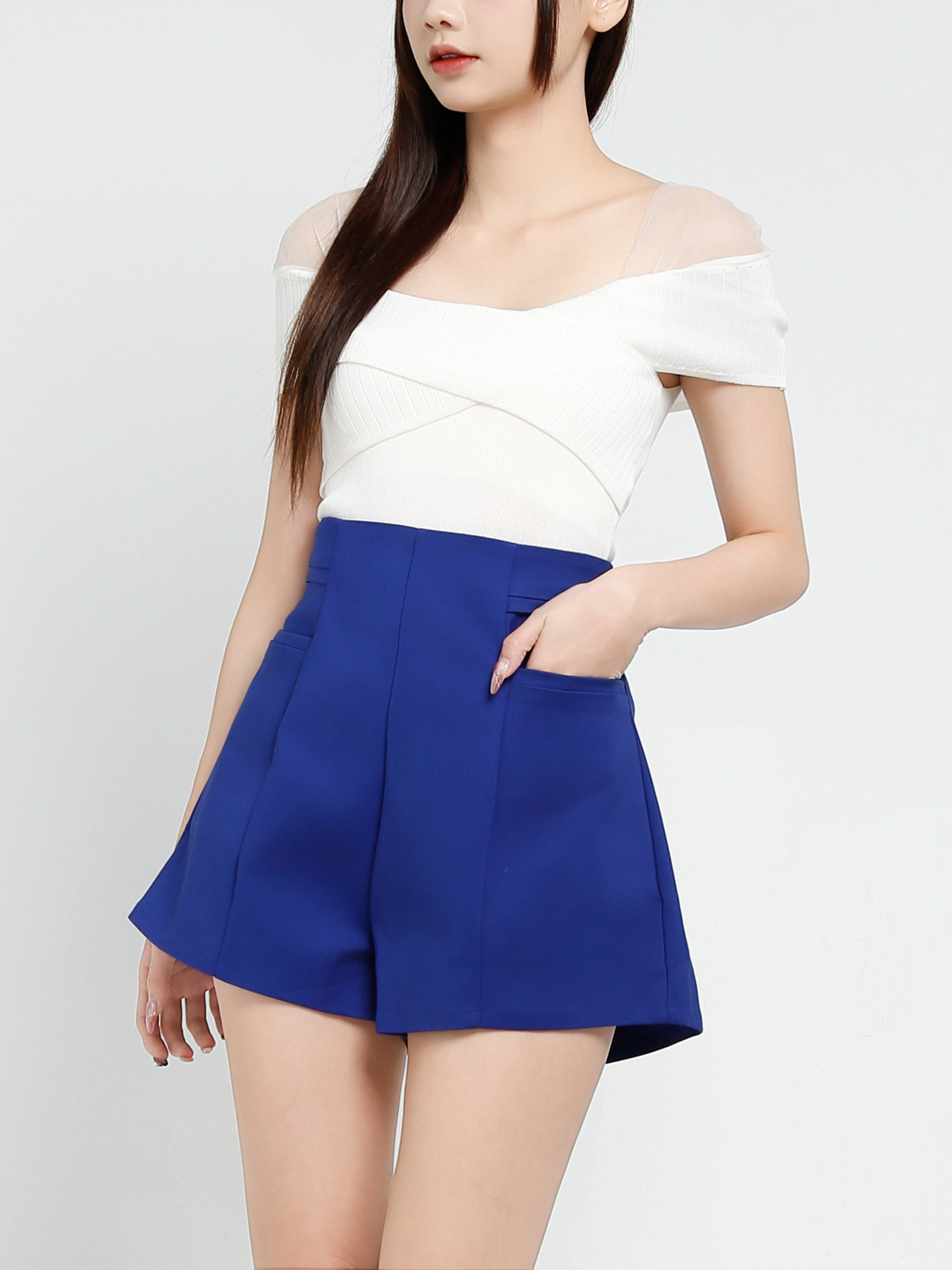 High Waist Back Zip Short Pants 34217