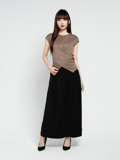 Sleeveless Wrap Top 37049