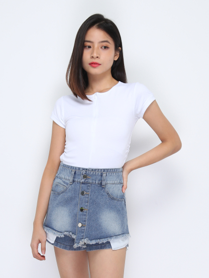 Short Sleeve Front Zip Top 37194