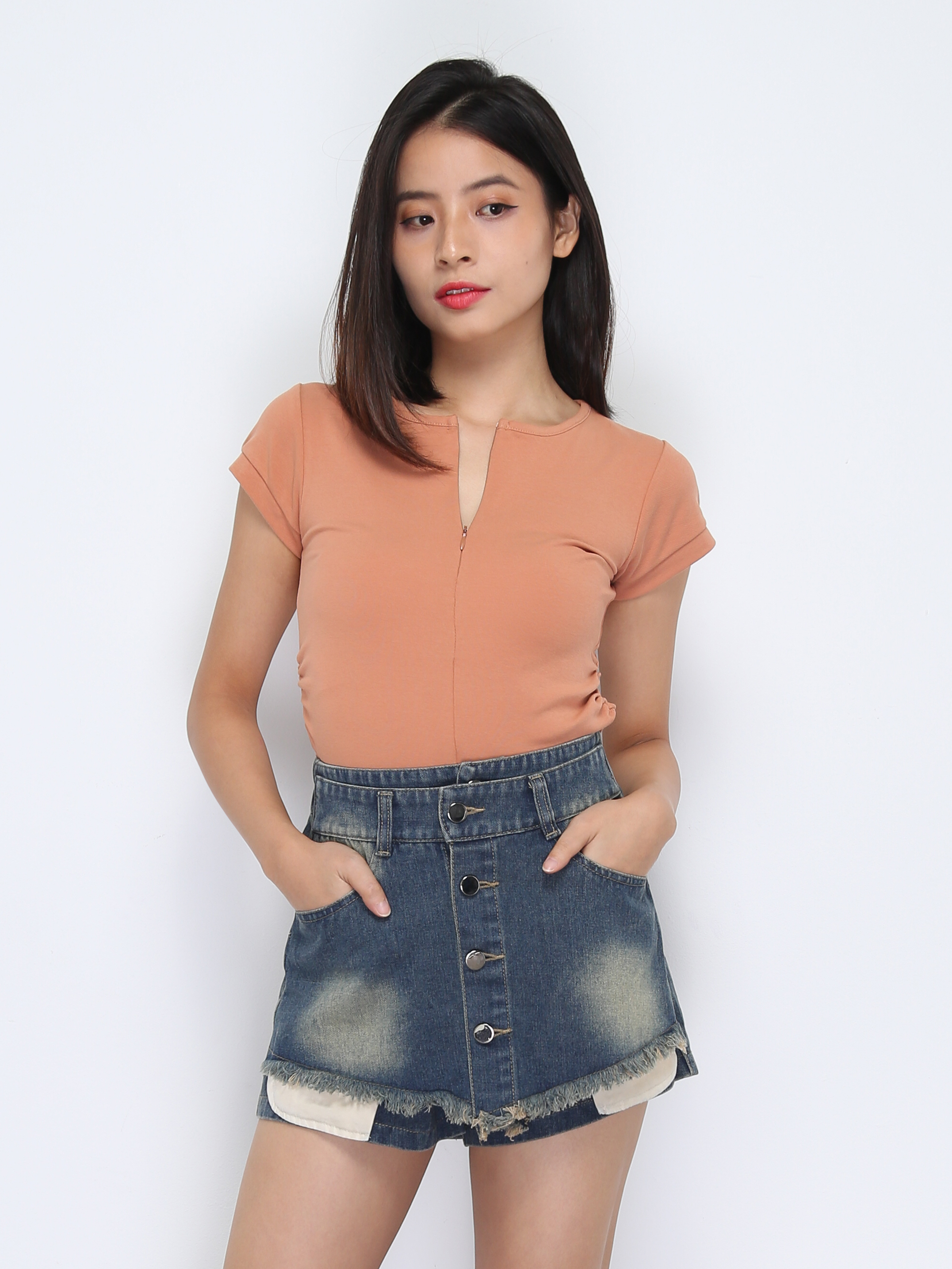 Short Sleeve Front Zip Top 37194