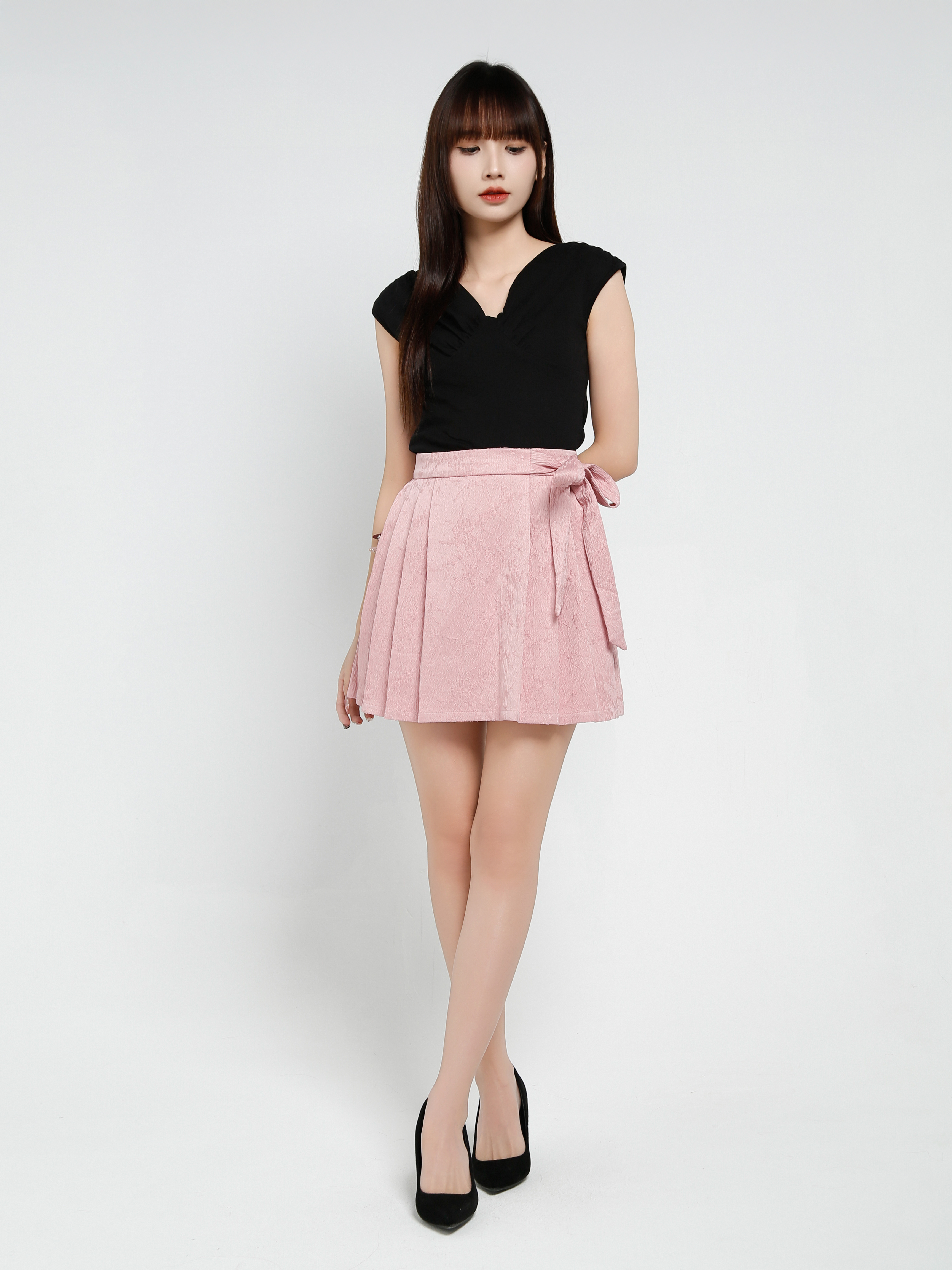 Sleeveless V Neck Top 37200