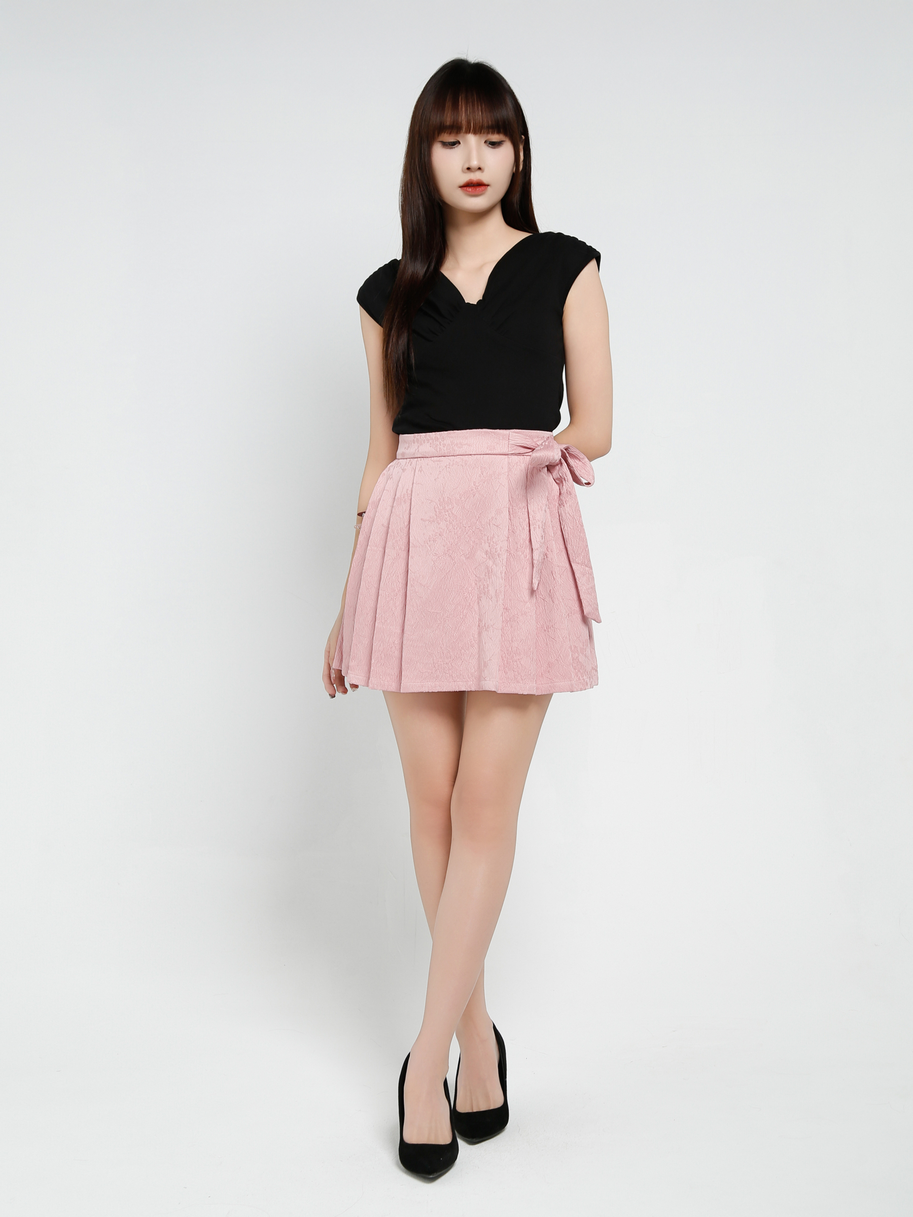 Sleeveless V Neck Top 37200