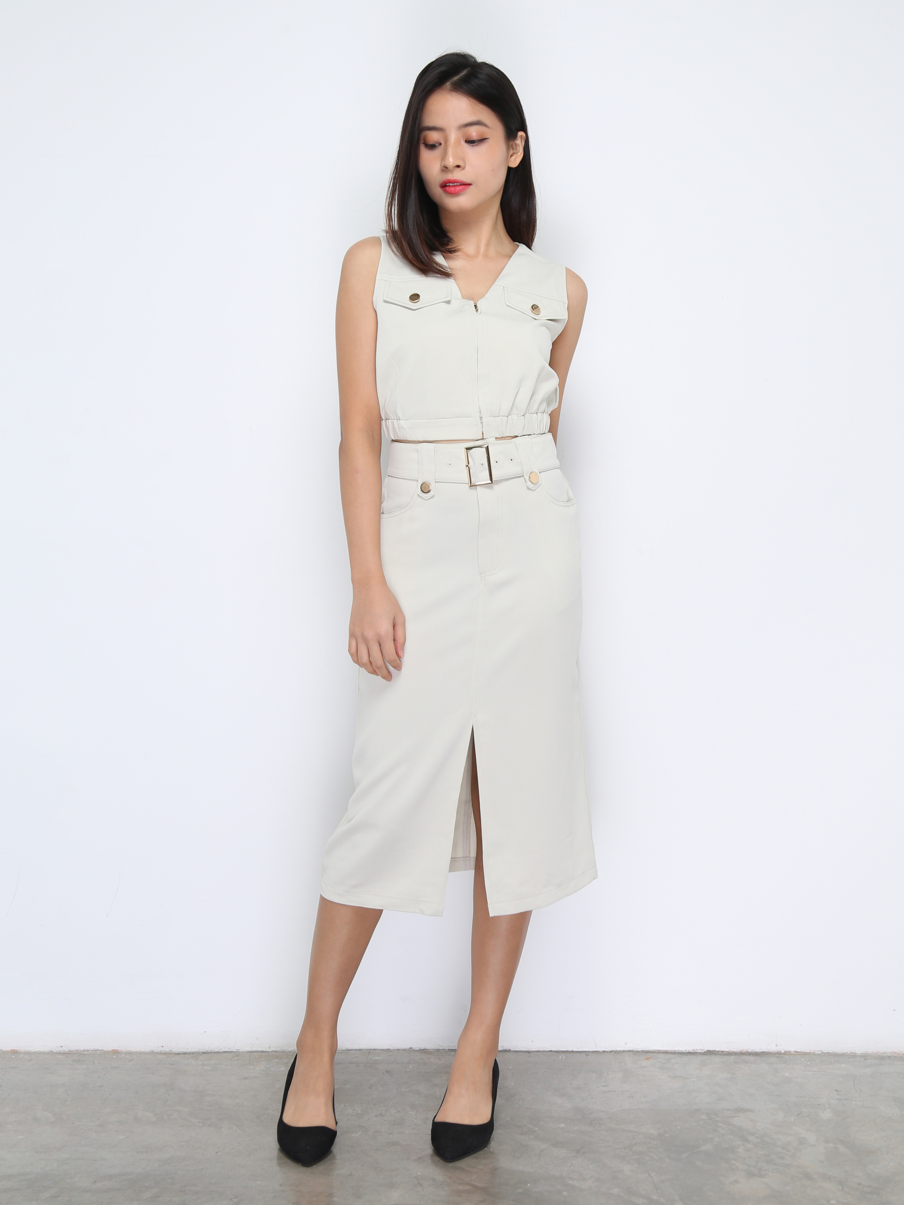 Sleeveless Top With Long Skirt With Belt Set 37214