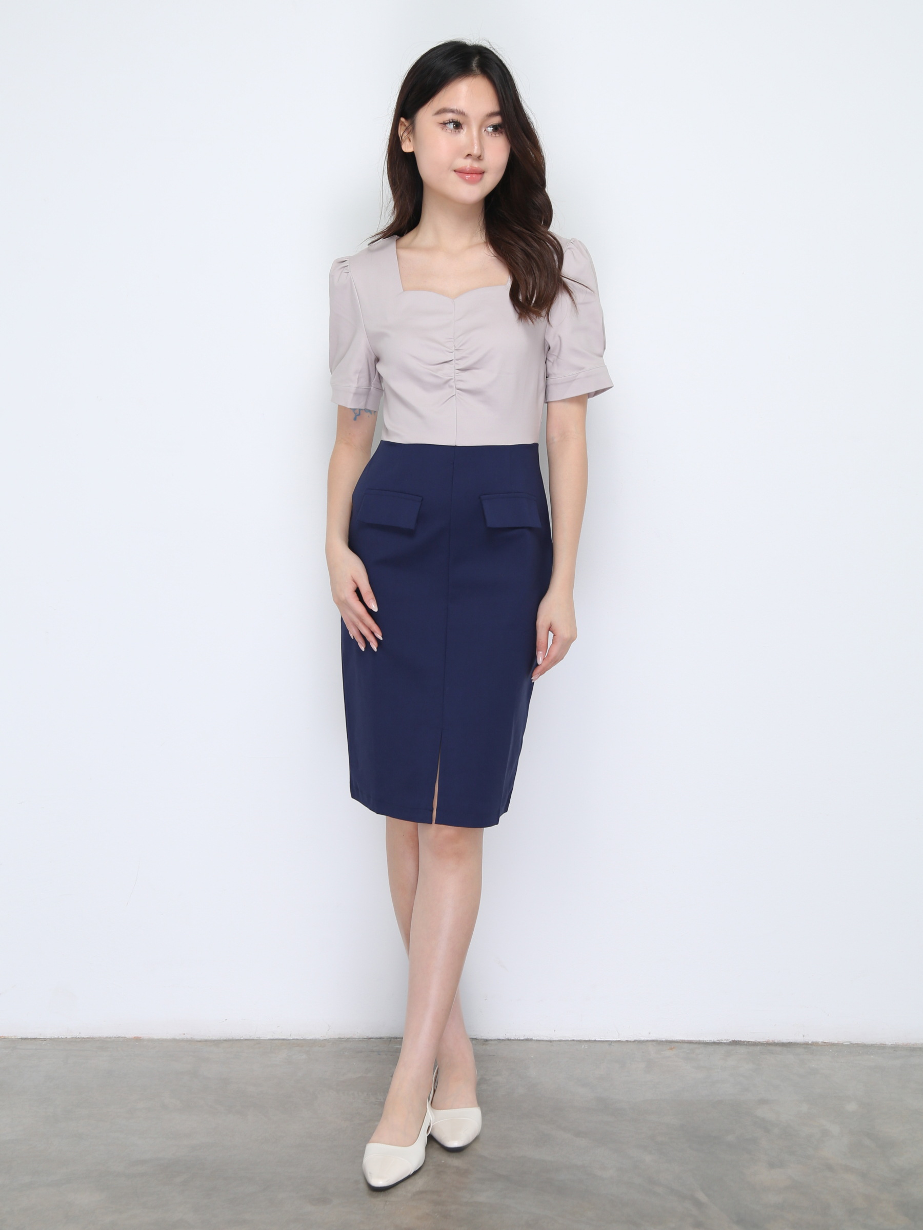 Short Sleeve Back Zip Dress 37217