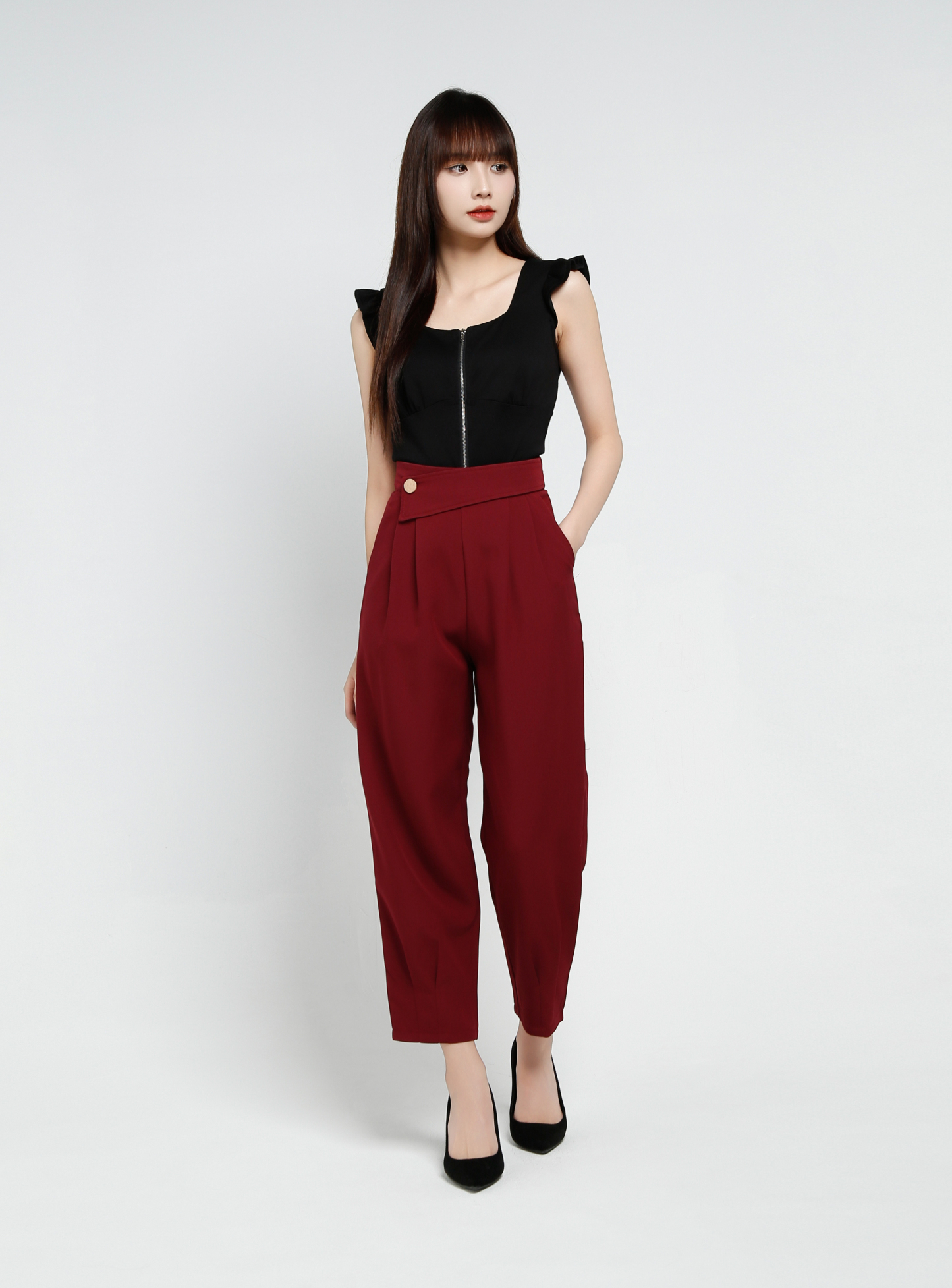 Sleeveless Front Zip Top 37230