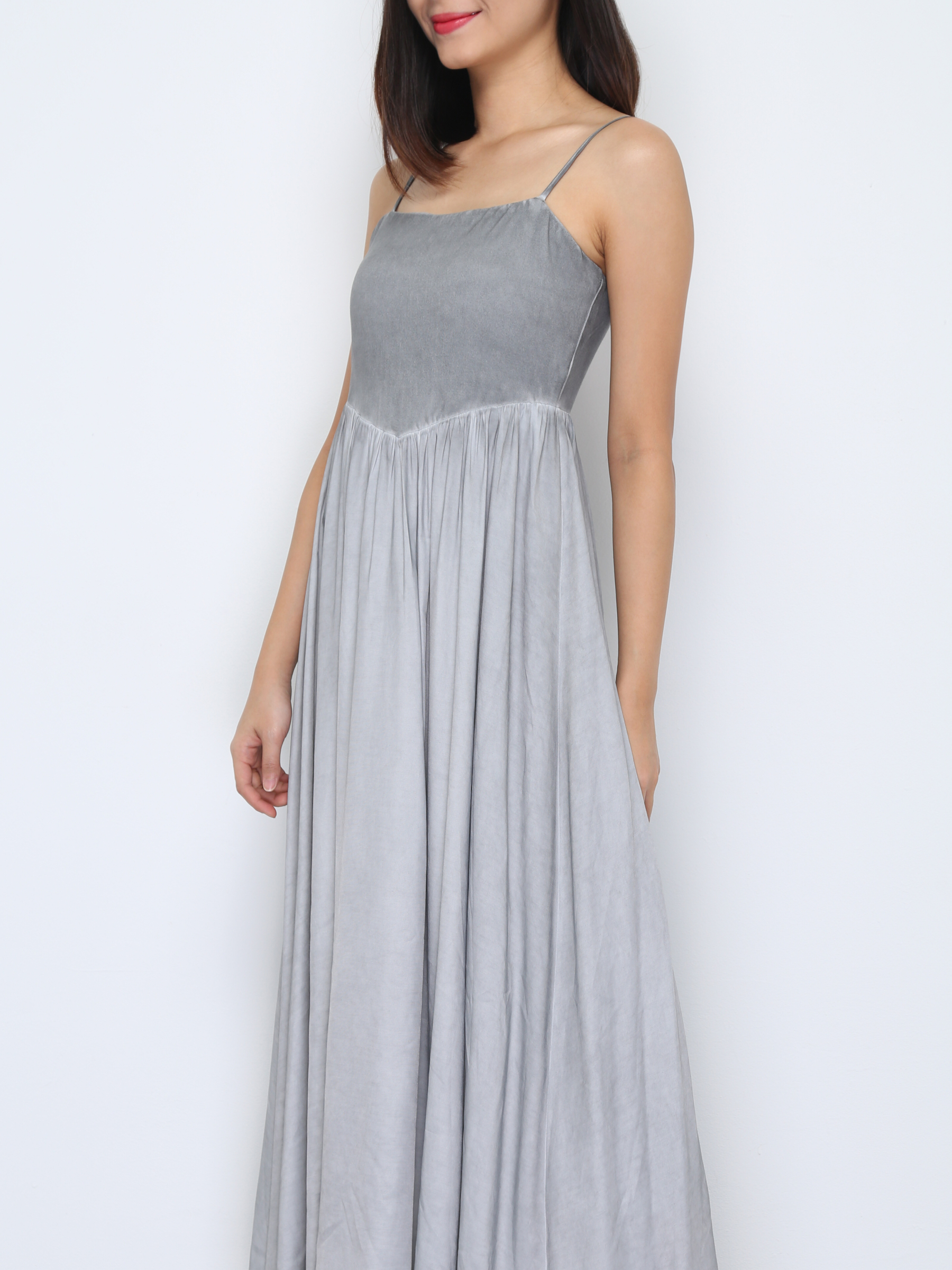 Sleeveless Pleated Dress 37264
