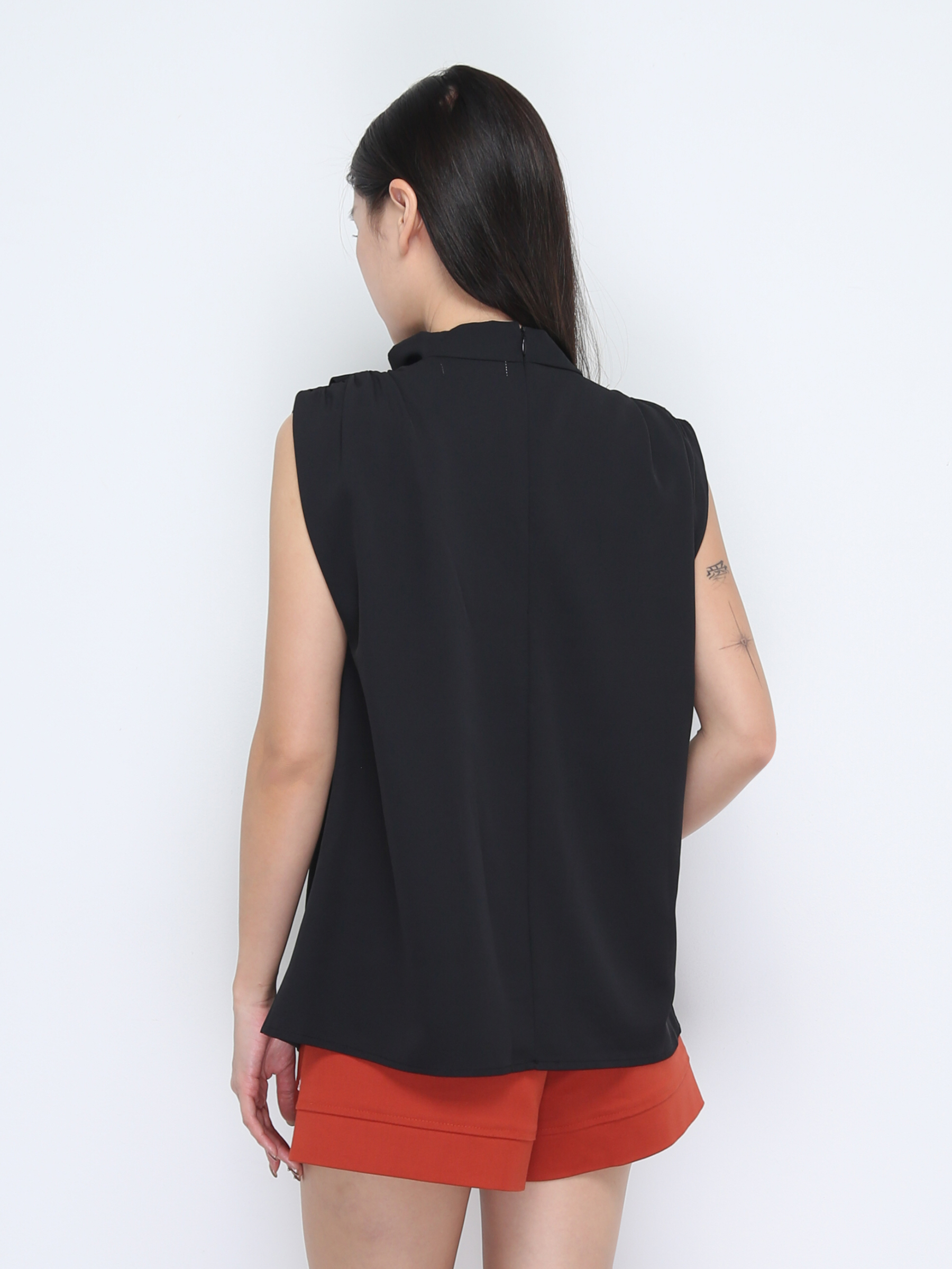 Turtle Neck Top 37420