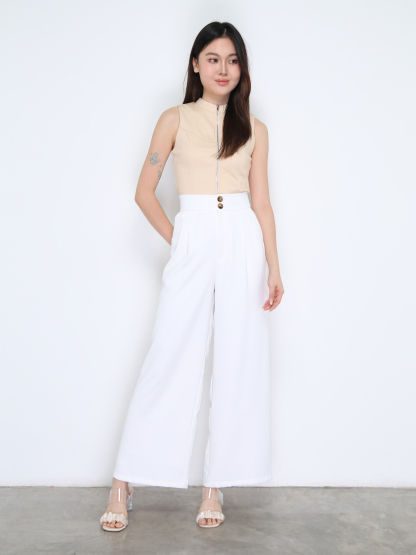 Sleeveless Front Zip Top 37479