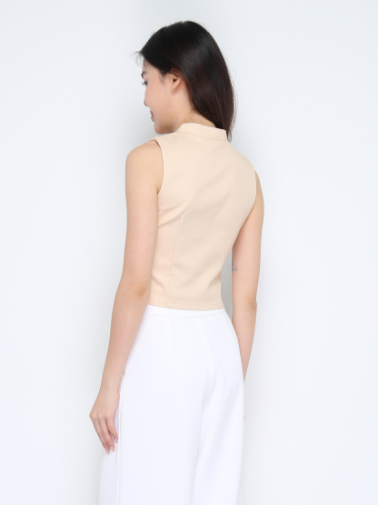 Sleeveless Front Zip Top 37479