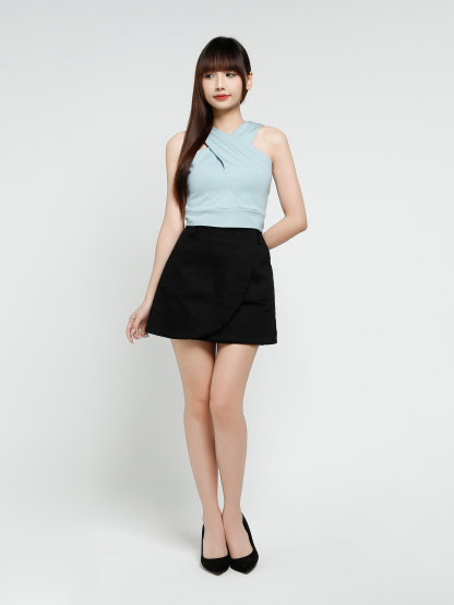 Sleeveless Back Zip Top 37483